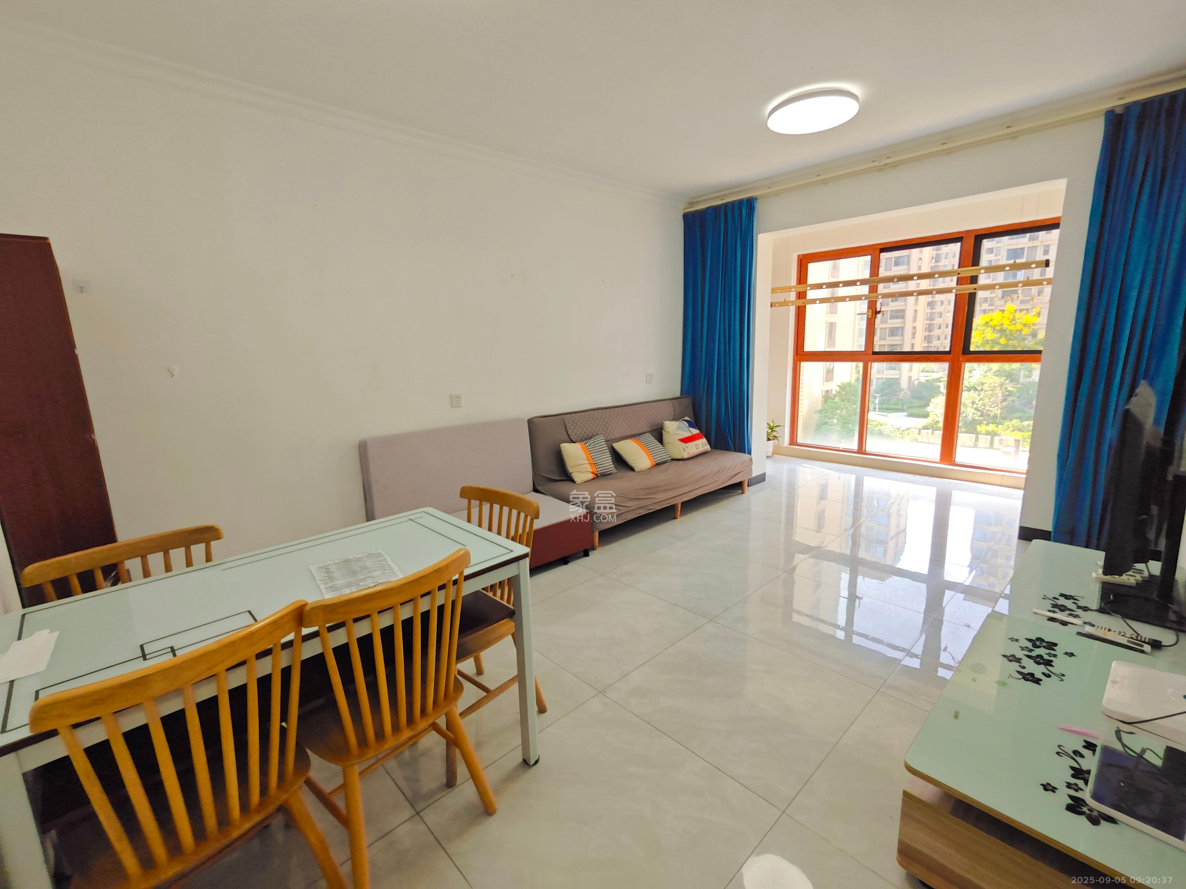 福天藏郡院子  3室1厅1卫    2200.0元/月 福天藏郡院子  3室1厅1卫    2200.0元/月室内图