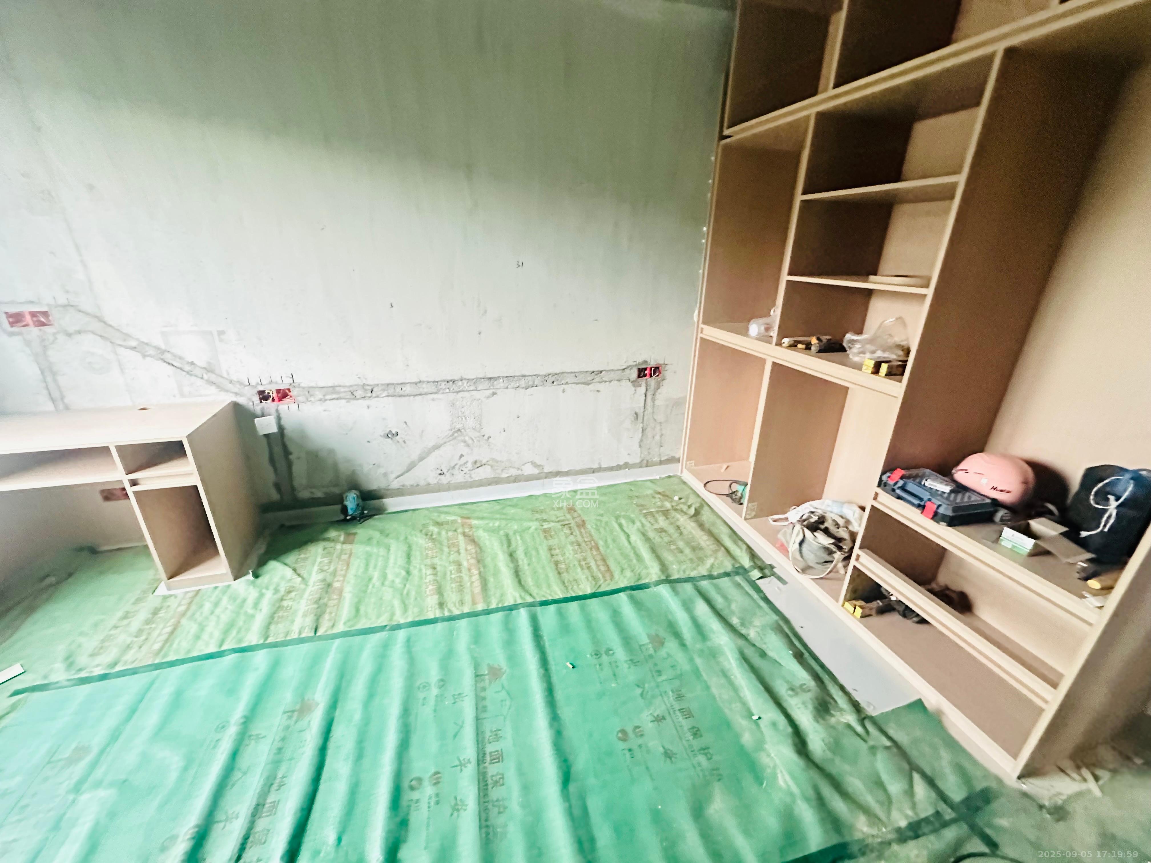 湖湘时代名邸公园壹号  2室1厅1卫    2400.0元/月室内图