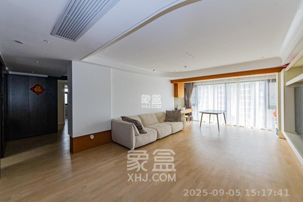 北辰三角洲C3区 4室2厅2卫 11000.0元/月 北辰三角洲C3区 4室2厅2卫 11000.0元/月室内图