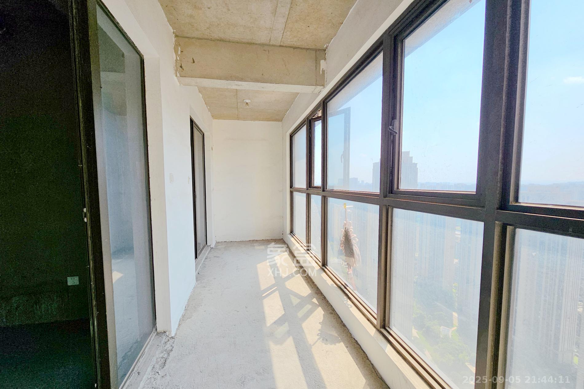 明昇壹城(明昇时代广场)二期 4室2厅2卫 175.0万 明昇壹城(明昇时代广场)二期 4室2厅2卫 175.0万其他