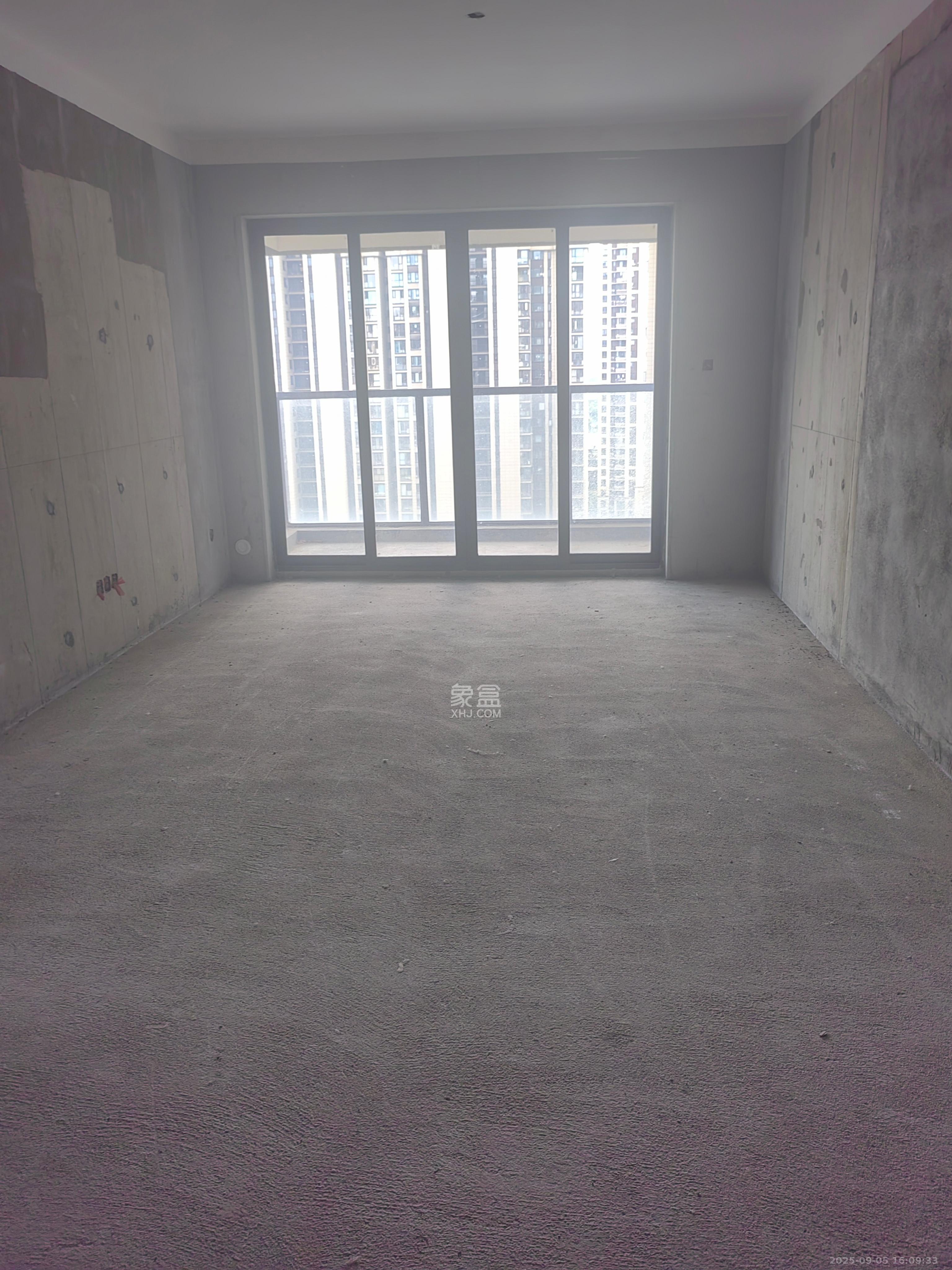 南益名士豪庭  3室1厅2卫    1200.0元/月室内图