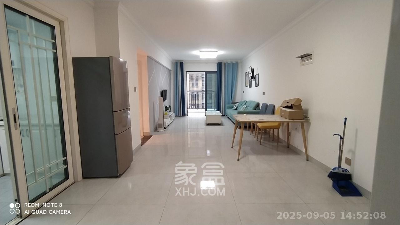 澳海澜庭 3室2厅1卫 1800.0元/月 澳海澜庭 3室2厅1卫 1800.0元/月室内图