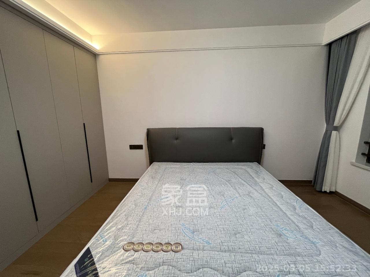 卓越江岸 4室2厅2卫 5000.0元/月 卓越江岸 4室2厅2卫 5000.0元/月室内图