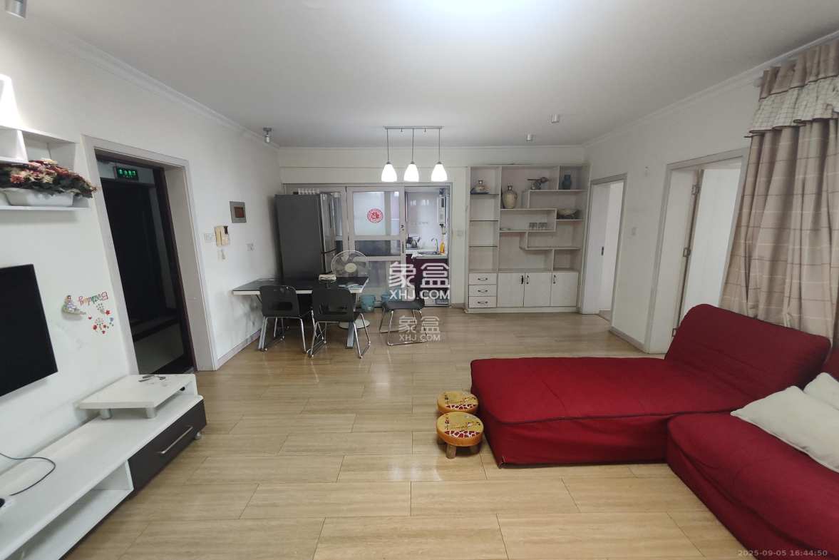 南国新城 2室2厅1卫 2000.0元/月 南国新城 2室2厅1卫 2000.0元/月室内图