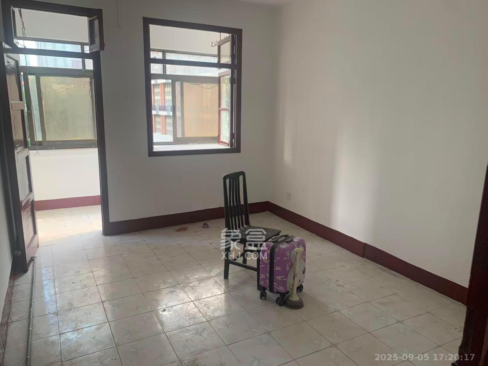 又一村巷湘亚宿舍(又一村巷湘亚94号) 2室1厅1卫 1300.0元/月 又一村巷湘亚宿舍(又一村巷湘亚94号) 2室1厅1卫 1300.0元/月室内图