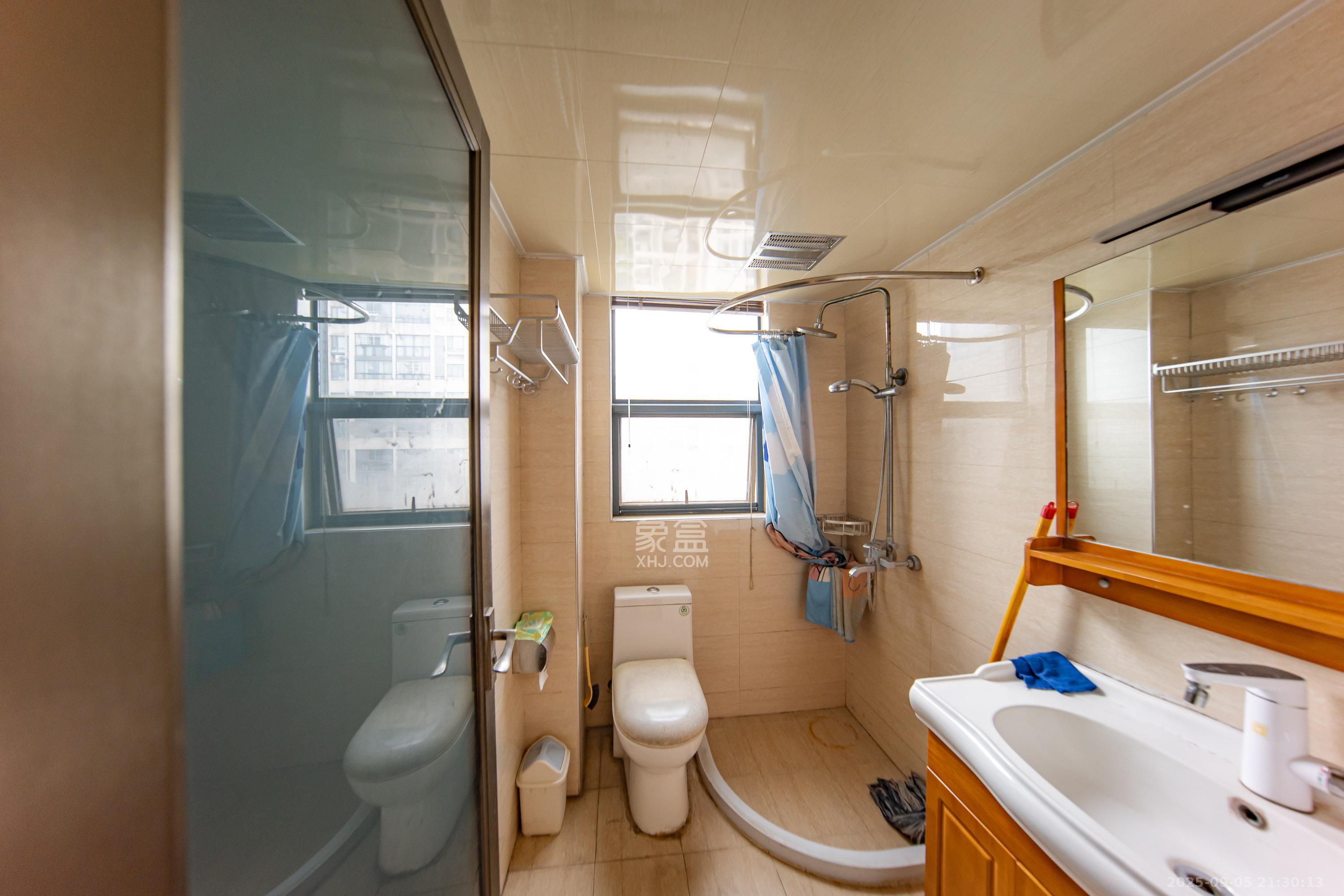 云栖谷 2室2厅1卫 49.0万 云栖谷 2室2厅1卫 49.0万卫生间