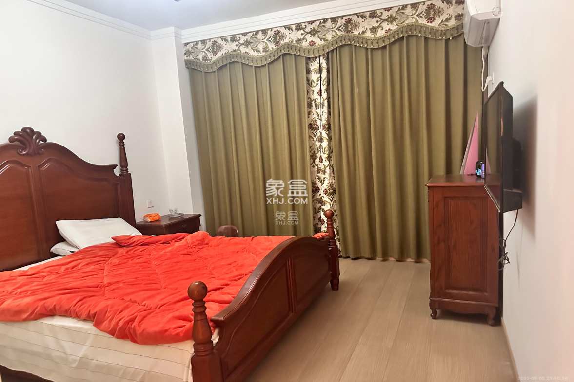 未来现代城 4室2厅2卫 2600.0元/月 未来现代城 4室2厅2卫 2600.0元/月室内图