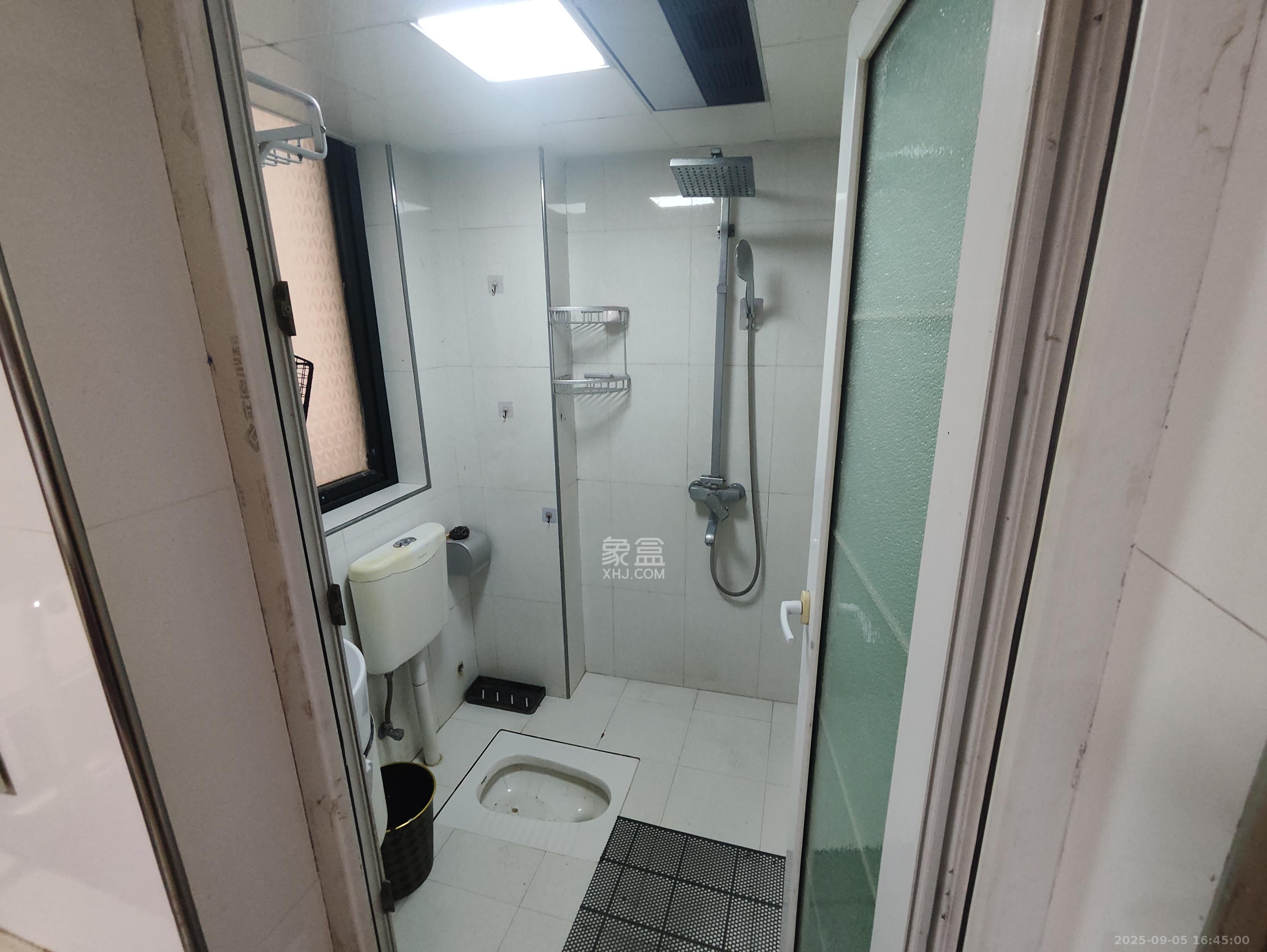 南国新城 2室2厅1卫 2000.0元/月 南国新城 2室2厅1卫 2000.0元/月室内图