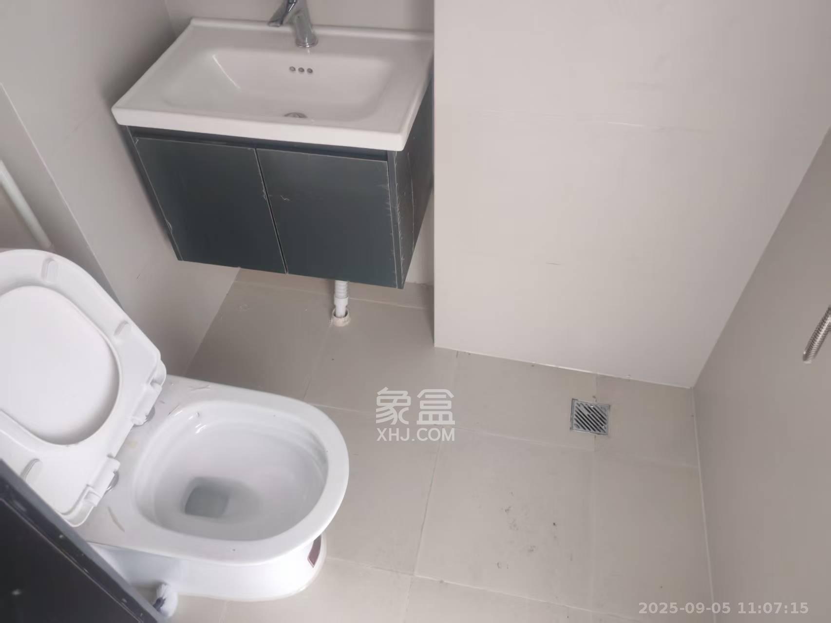 中建芙蓉工社  1室1厅1卫   1200.00元/月室内图