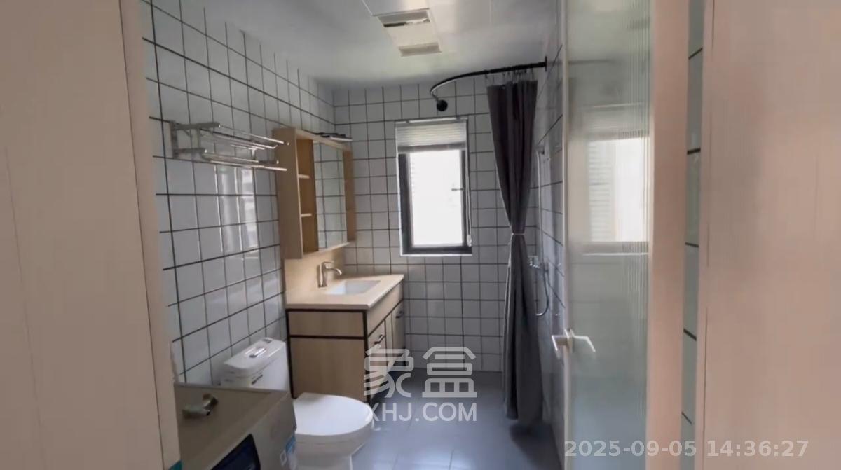 保利大都汇一期、二期  4室2厅2卫    3600.0元/月室内图