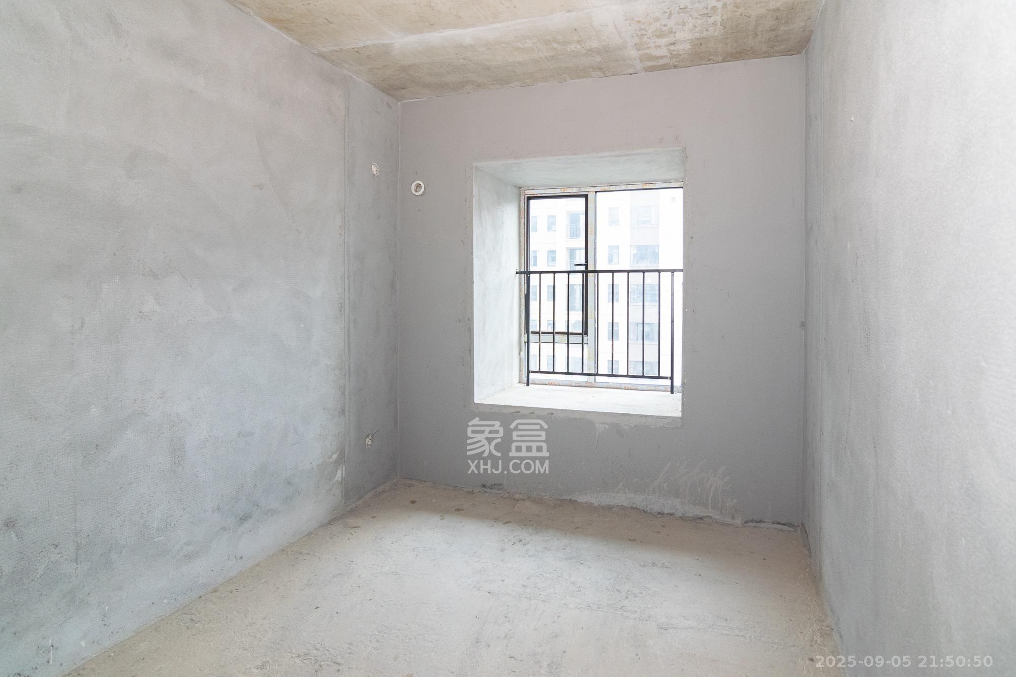 大汉汉府一期  4室2厅2卫    83.0万 大汉汉府一期  4室2厅2卫    83.0万卧室