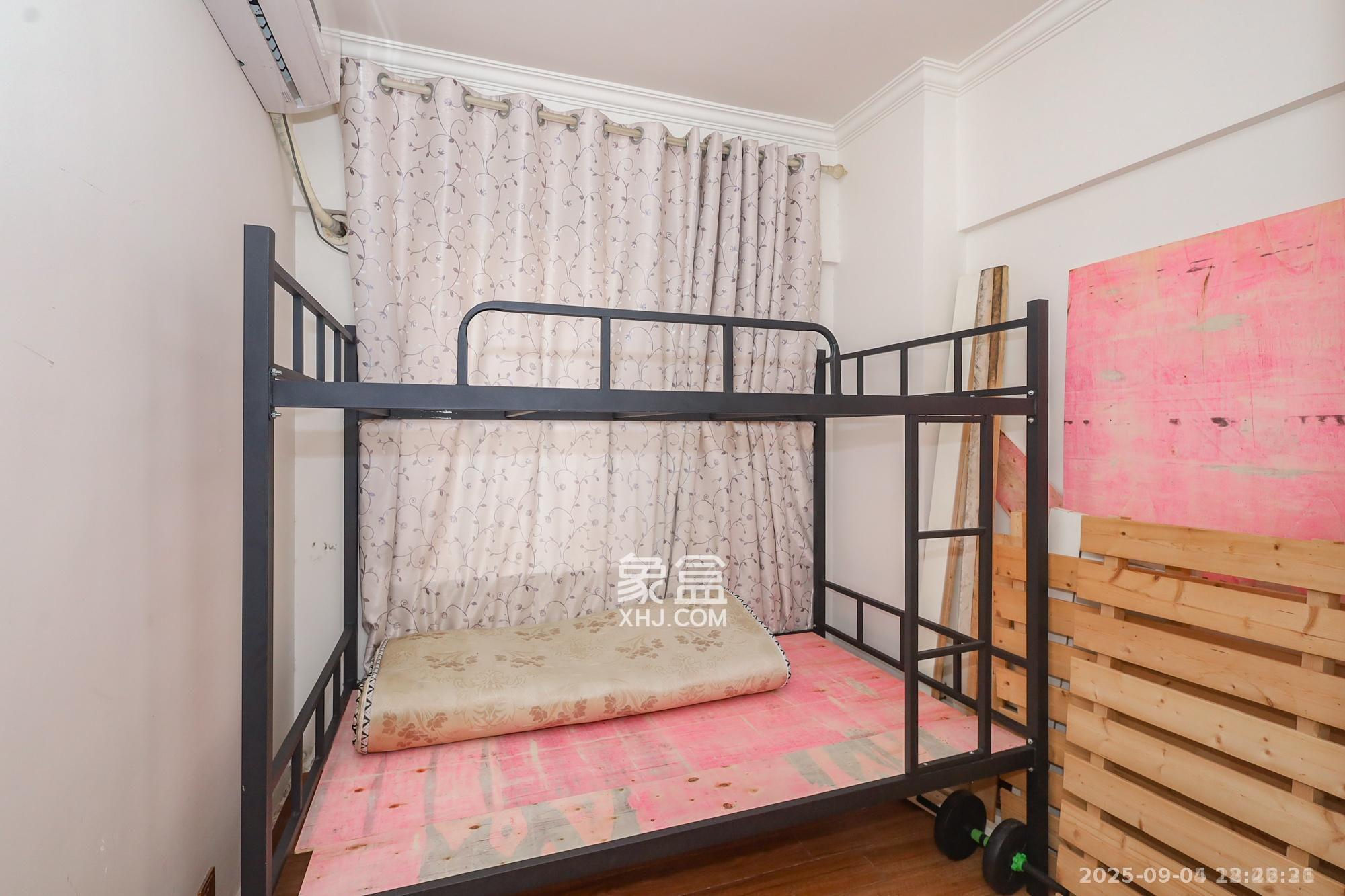 钰龙天下二期(钰龙佳园) 2室1厅1卫 1900.0元/月 钰龙天下二期(钰龙佳园) 2室1厅1卫 1900.0元/月室内图