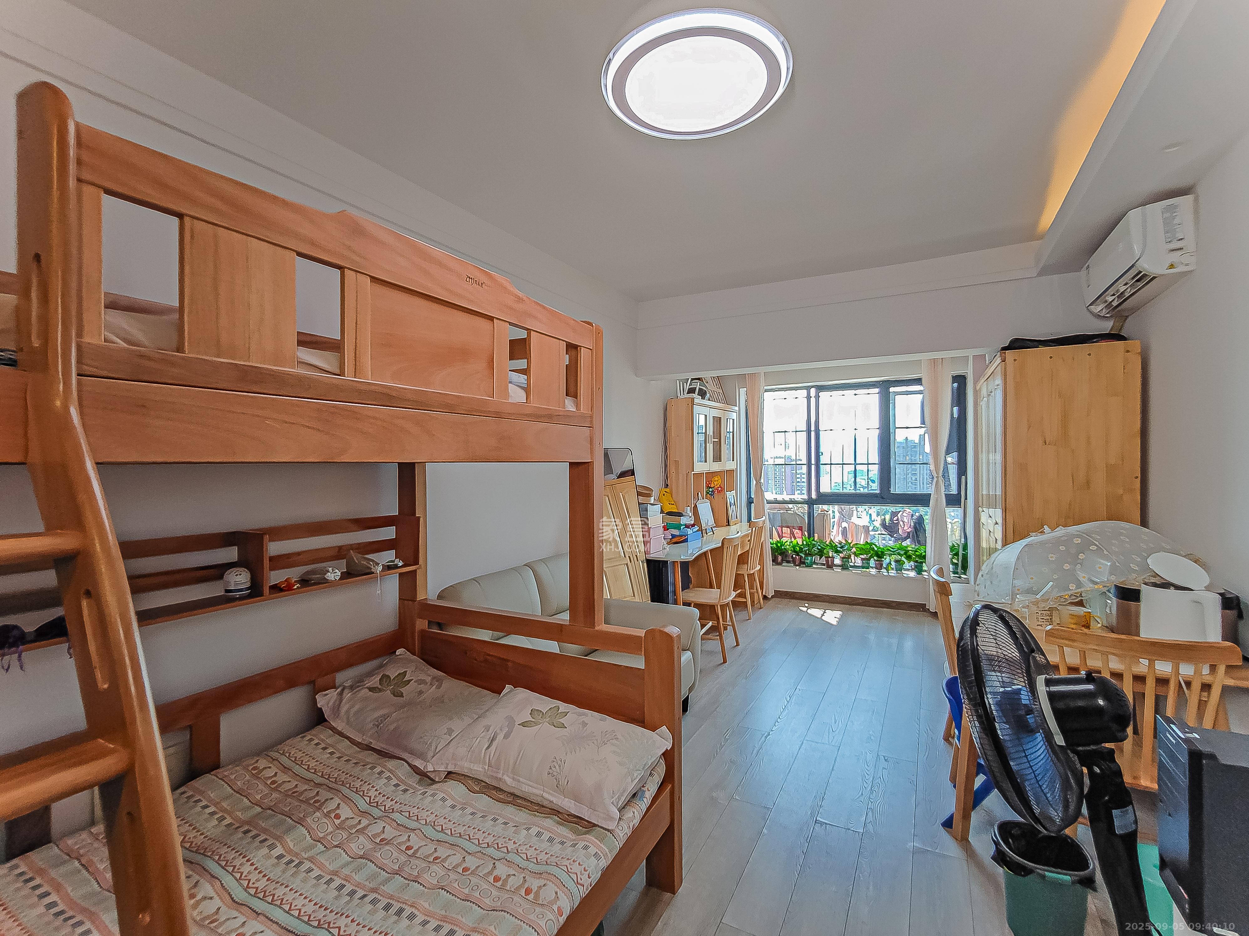 拿铁空间  1室1厅1卫    30.8万客厅