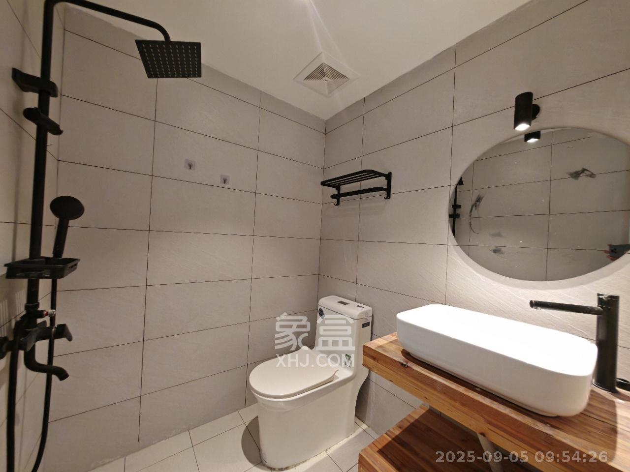 金域南外滩(望江佳园)  4室2厅2卫    4200.0元/月 金域南外滩(望江佳园)  4室2厅2卫    4200.0元/月室内图