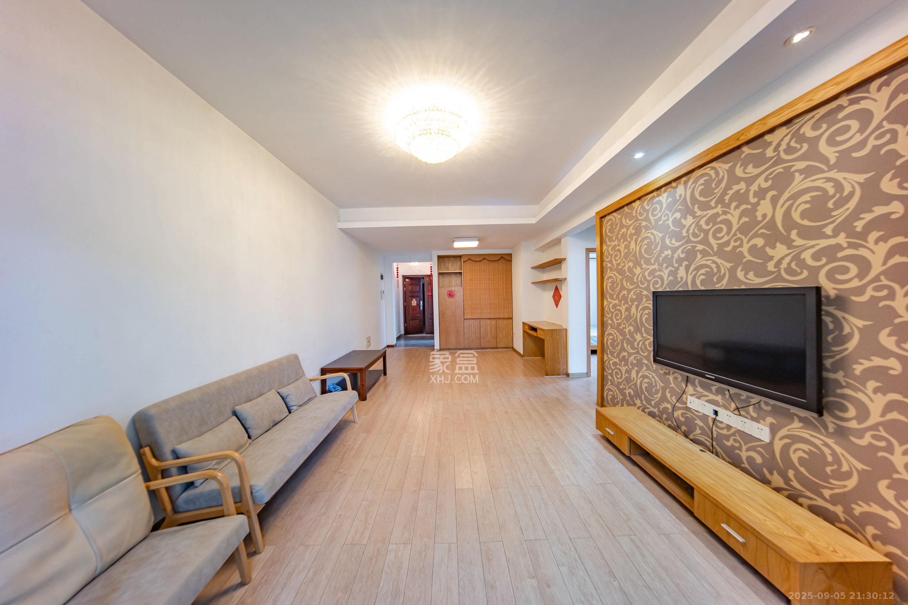 云栖谷 2室2厅1卫 49.0万 云栖谷 2室2厅1卫 49.0万客厅