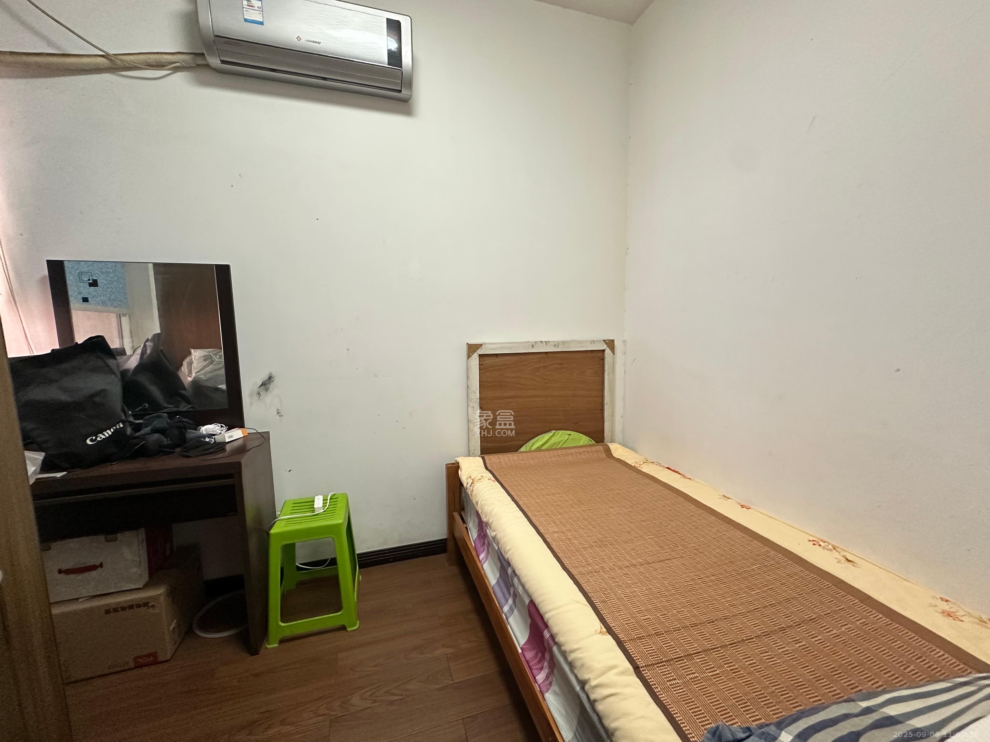 四方嘉苑  4室2厅2卫    2800.0元/月室内图