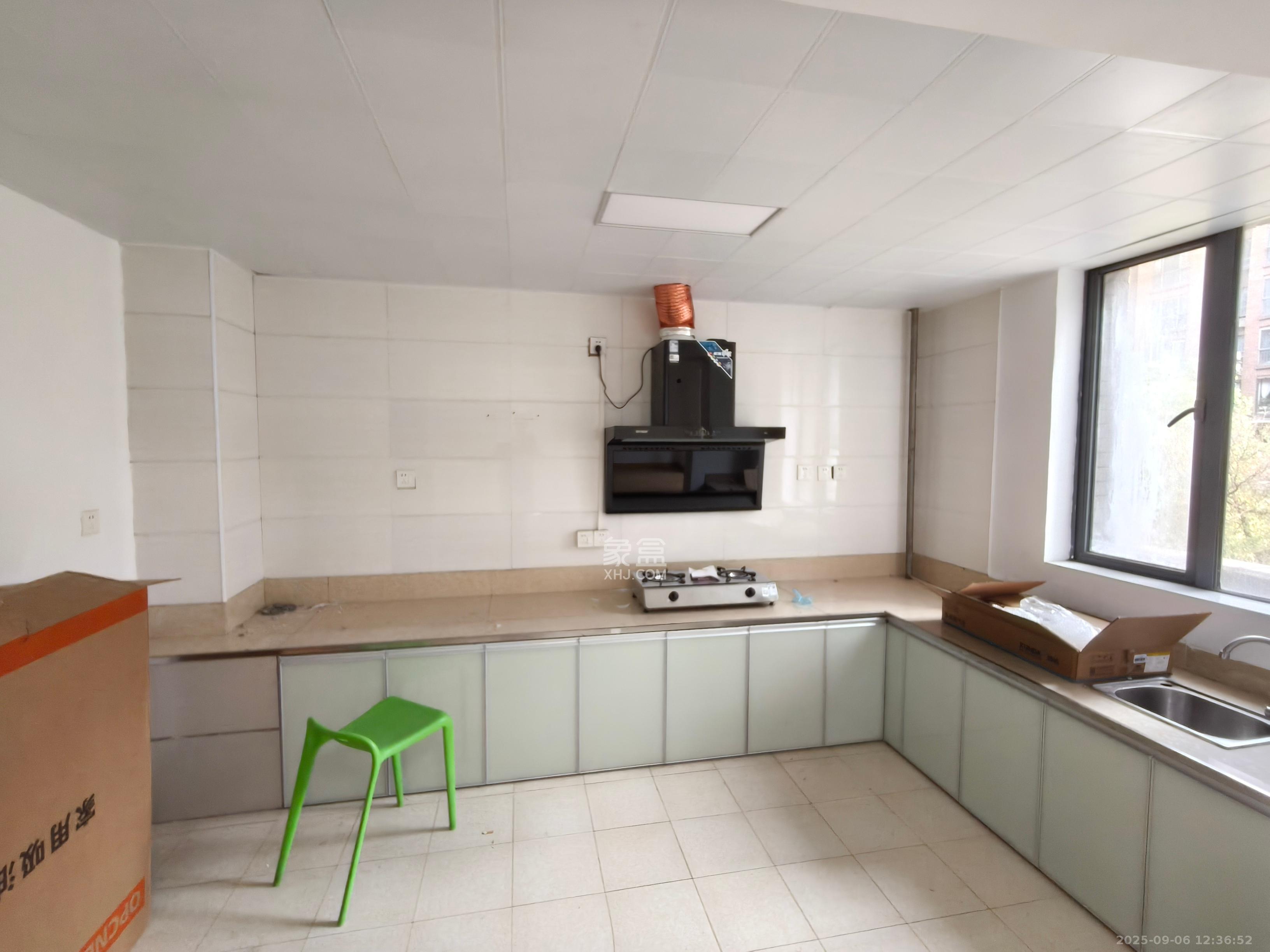 奥林匹克花园 3室2厅1卫 2800.0元/月 奥林匹克花园 3室2厅1卫 2800.0元/月室内图