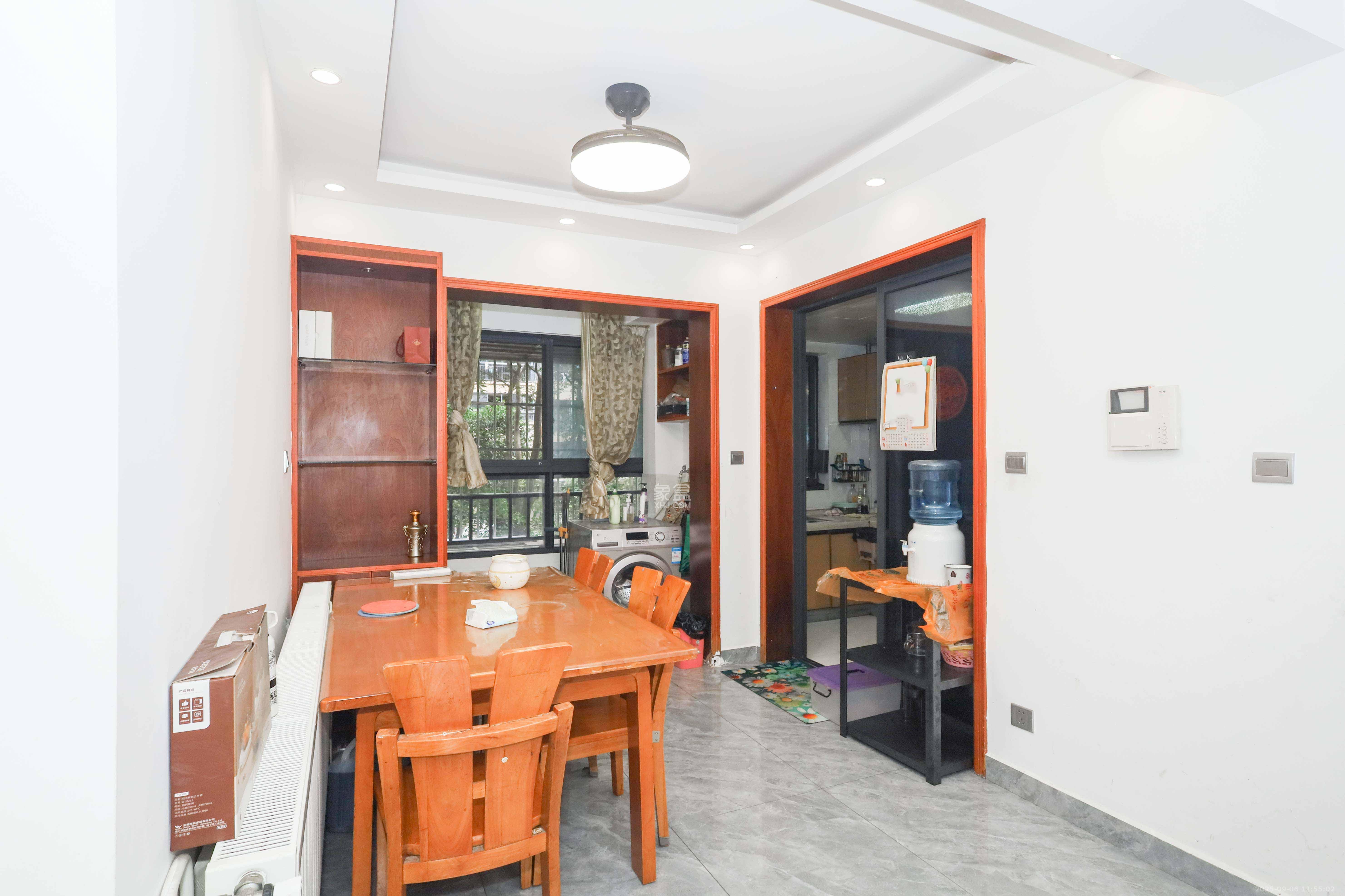 保利麓谷林语A区 3室2厅1卫 76.0万 保利麓谷林语A区 3室2厅1卫 76.0万其他