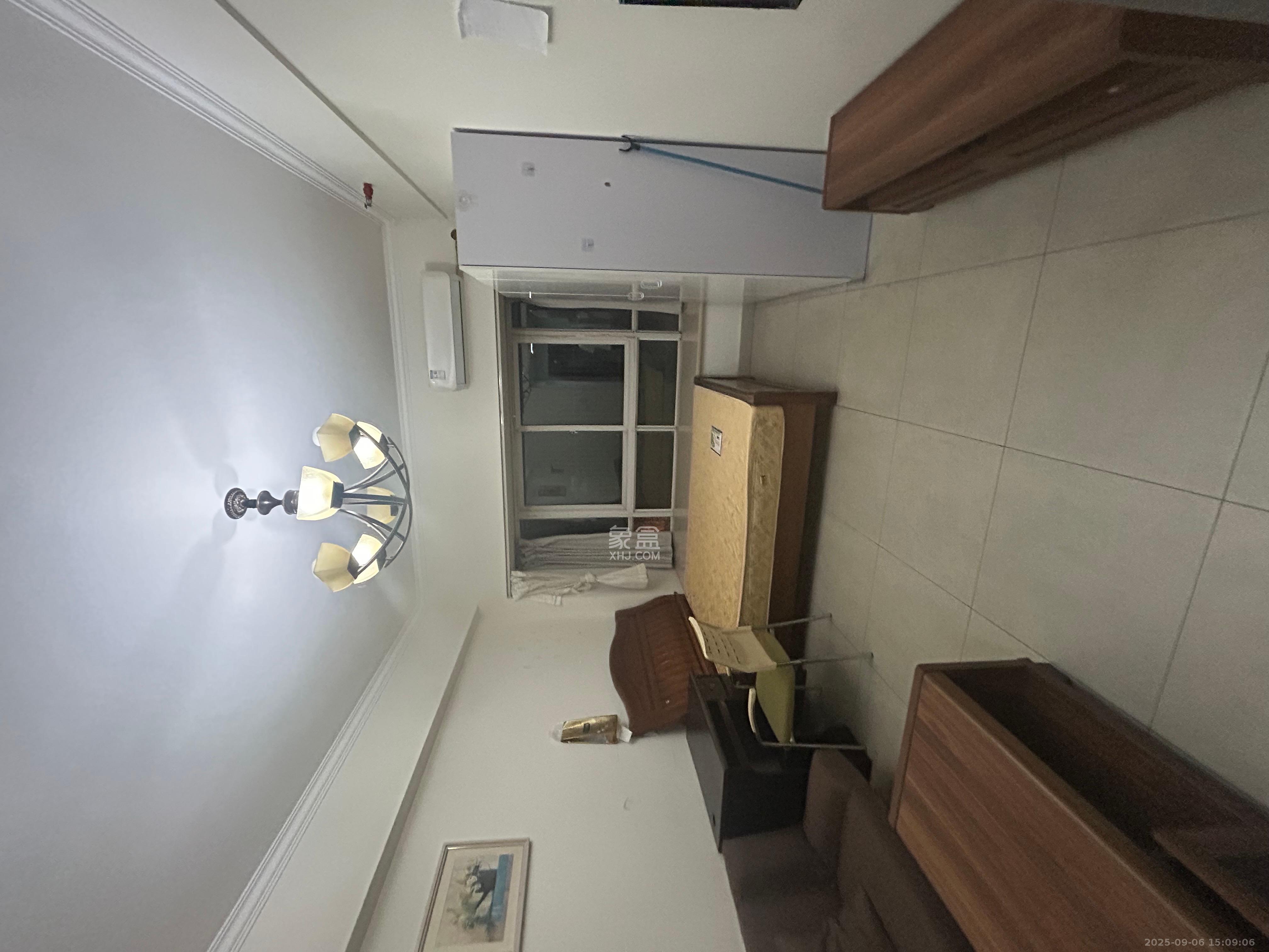 星城荣域  1室1厅1卫   1300.00元/月室内图