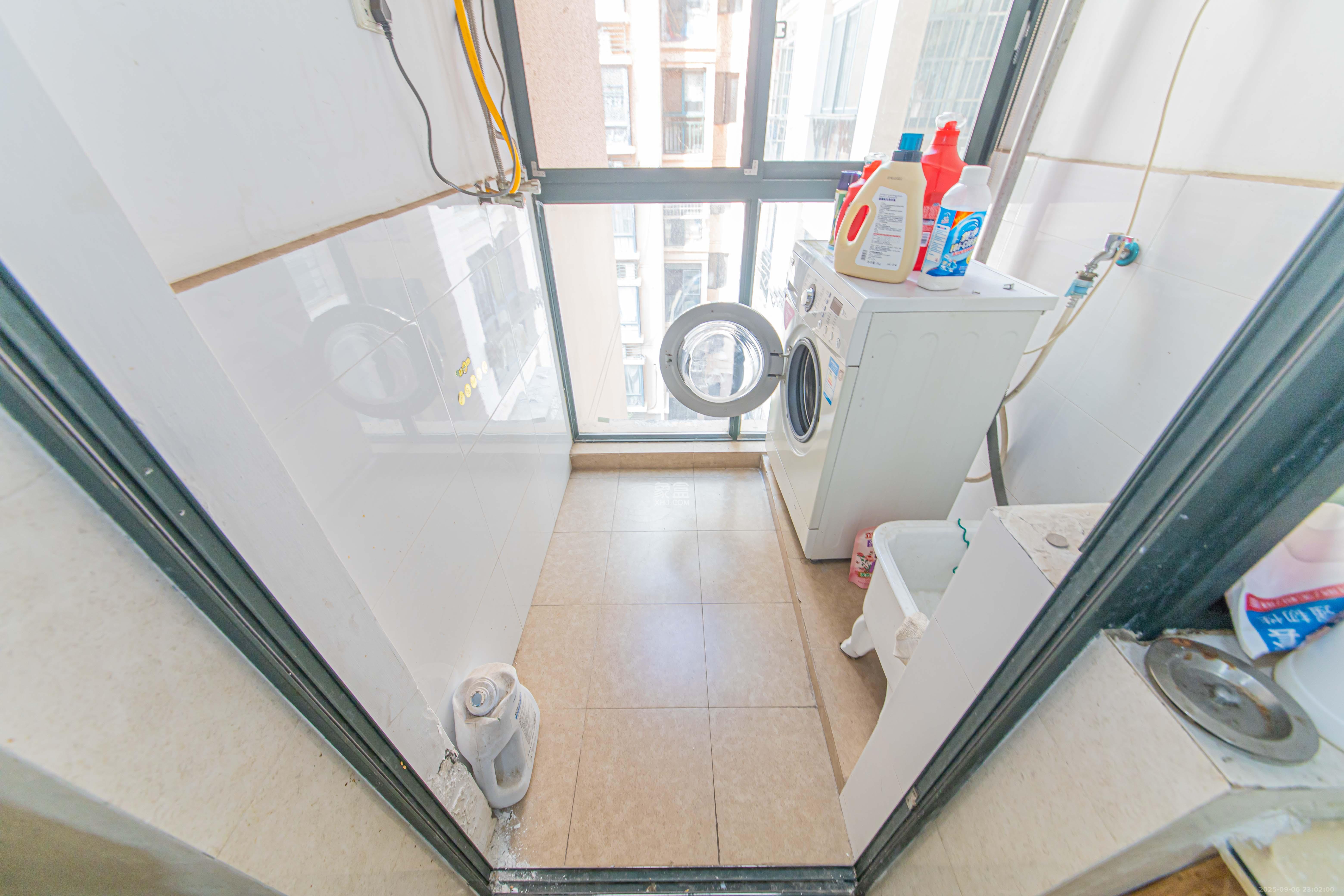 保利花园 2室1厅1卫 68.0万 保利花园 2室1厅1卫 68.0万厨房