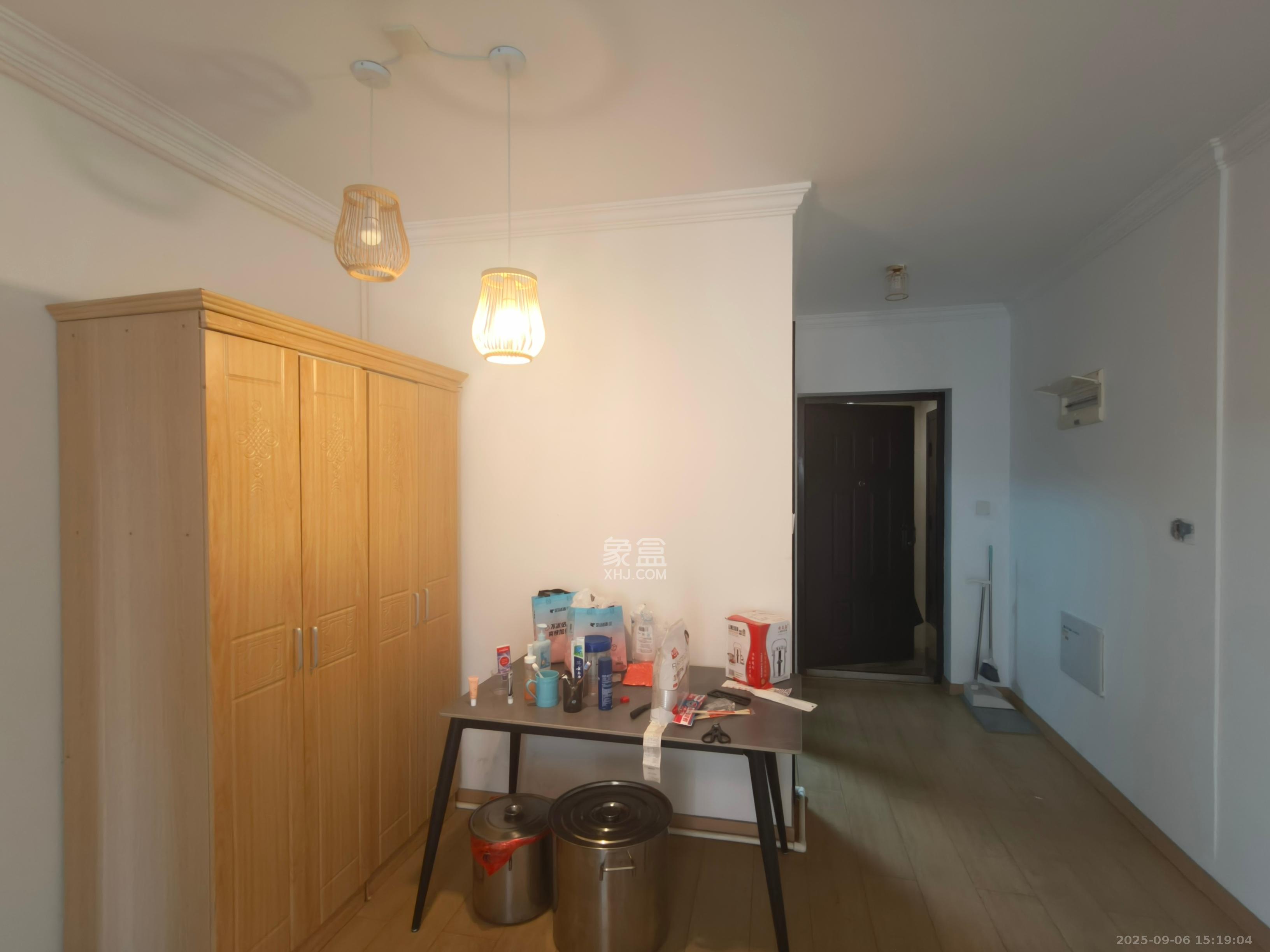 保利堂悦  4室2厅2卫    2100.0元/月 保利堂悦  4室2厅2卫    2100.0元/月室内图