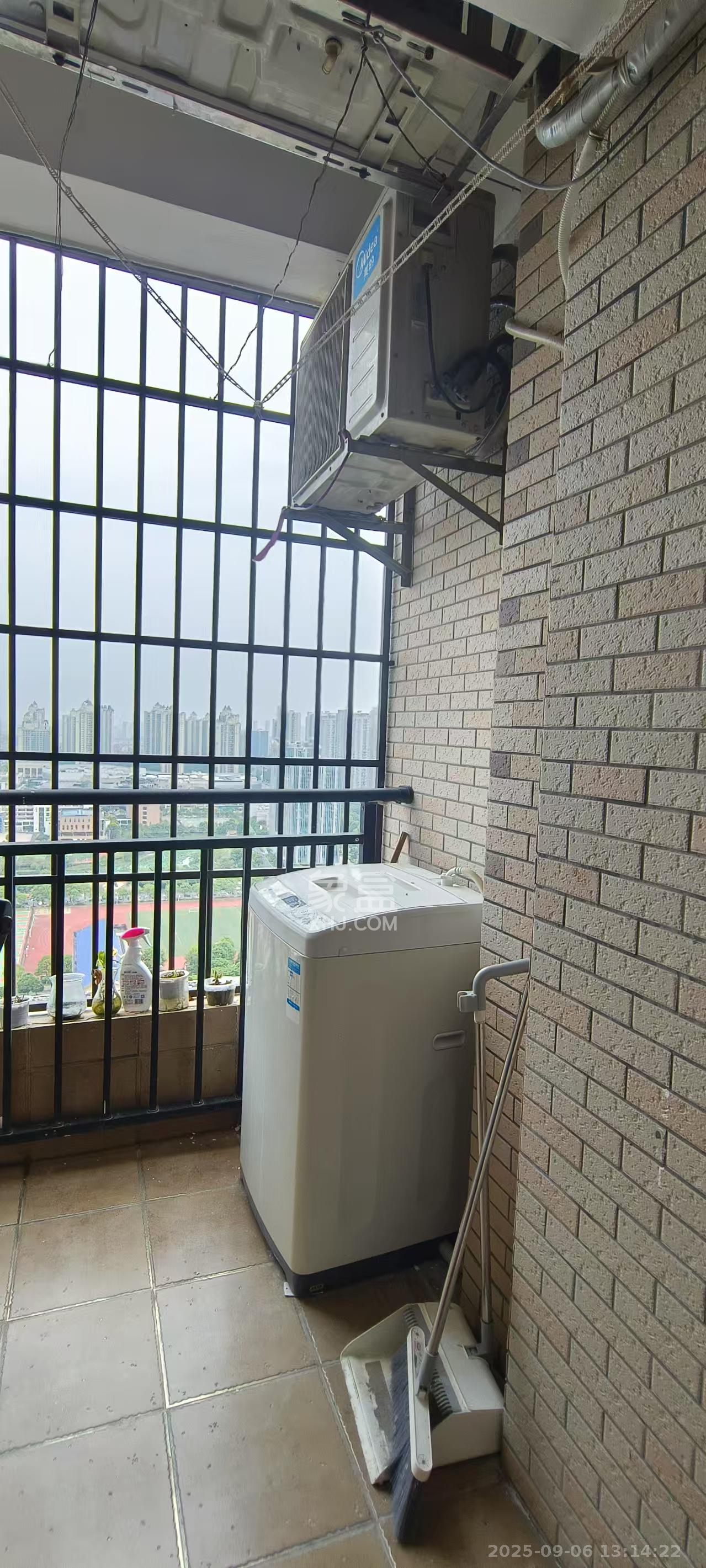 水岸世景  2室2厅1卫    1700.0元/月 水岸世景  2室2厅1卫    1700.0元/月室内图