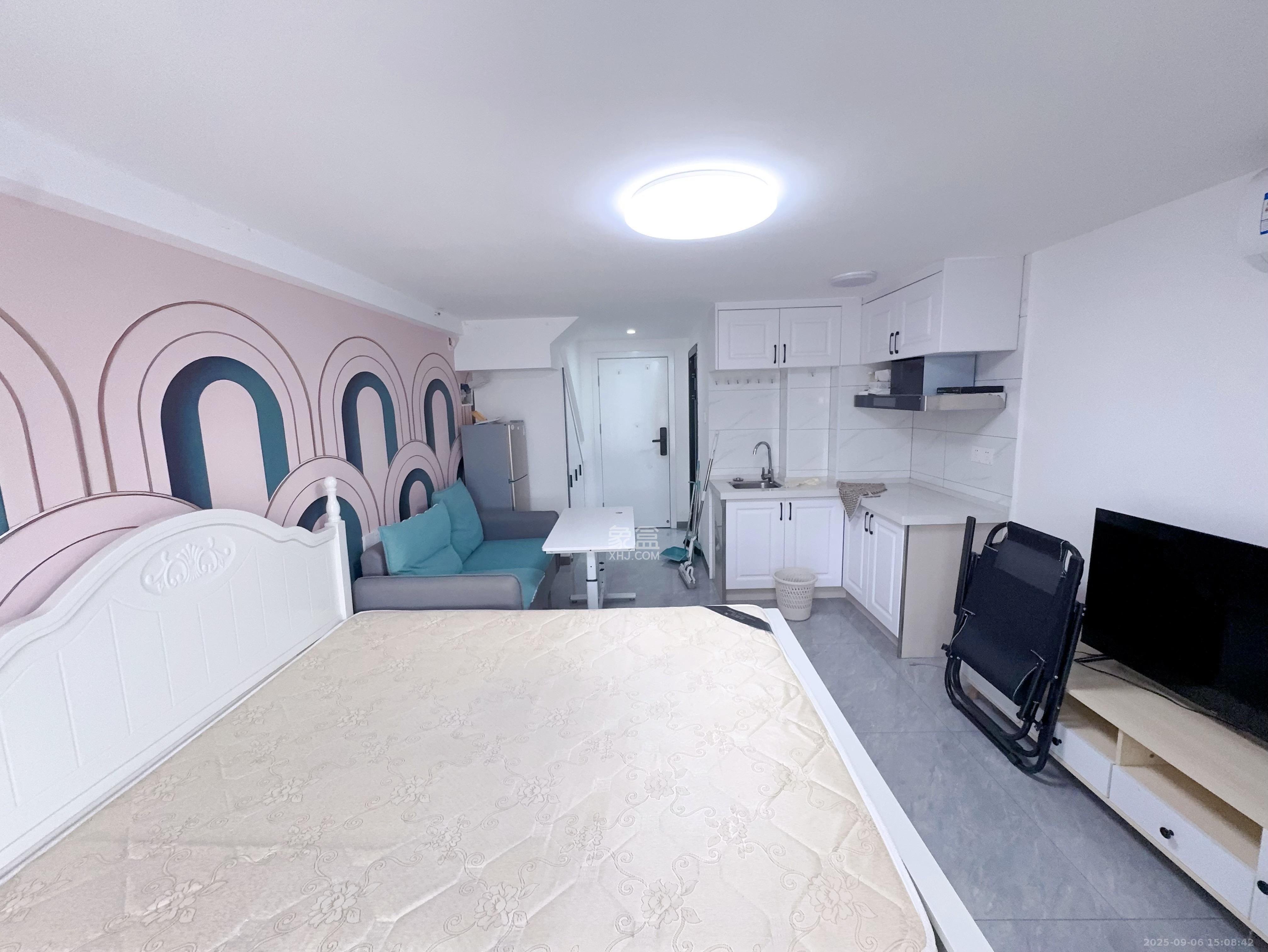 金地中交麓谷香颂(金地中交雅苑) 1室1厅1卫 1300.0元/月 金地中交麓谷香颂(金地中交雅苑) 1室1厅1卫 1300.0元/月室内图