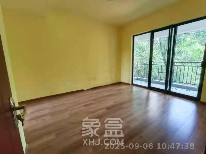 莱茵城 3室2厅2卫 2500.0元/月 莱茵城 3室2厅2卫 2500.0元/月室内图