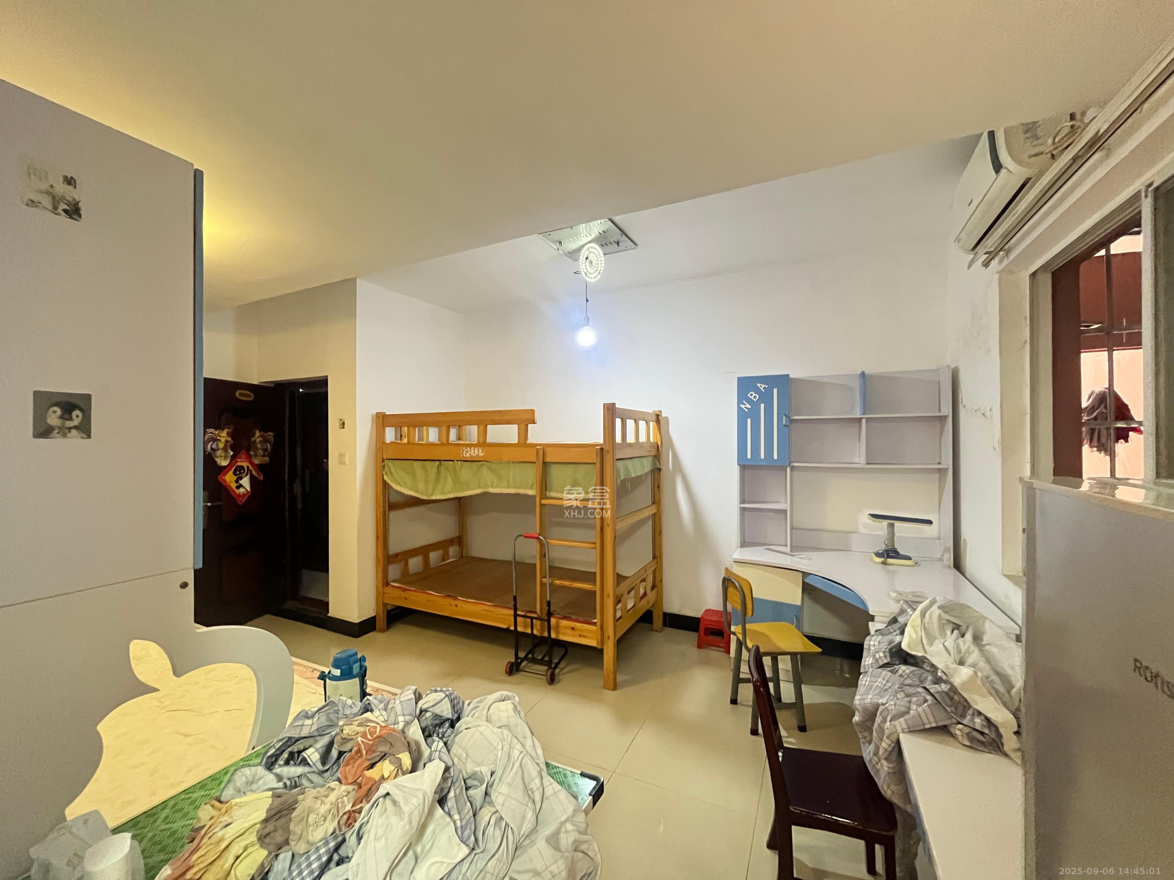 银轩铭誉(四海怡家) 1室1厅1卫 1800.0元/月 银轩铭誉(四海怡家) 1室1厅1卫 1800.0元/月室内图