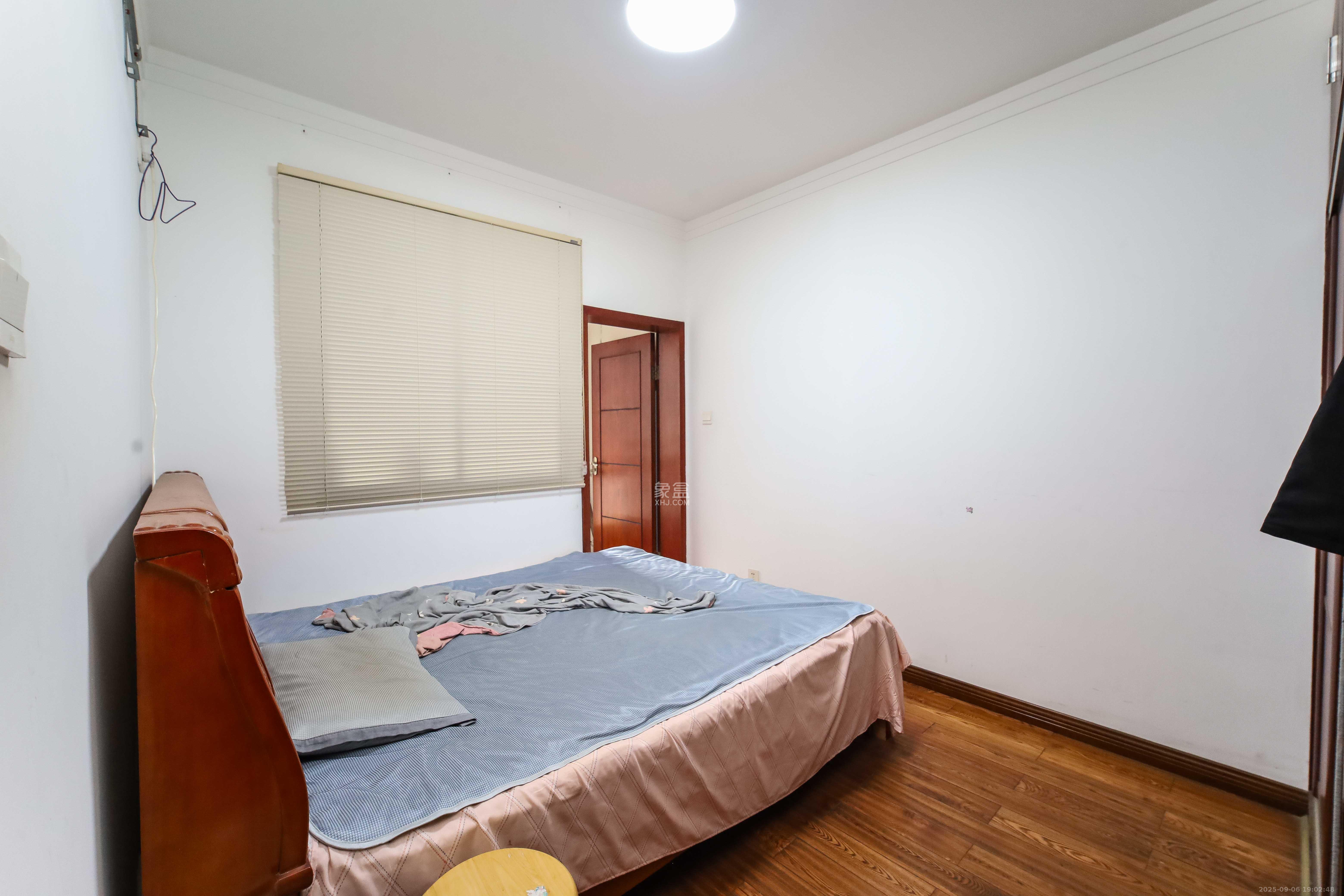 东门壹号家园  3室2厅2卫    95.0万 东门壹号家园  3室2厅2卫    95.0万卧室