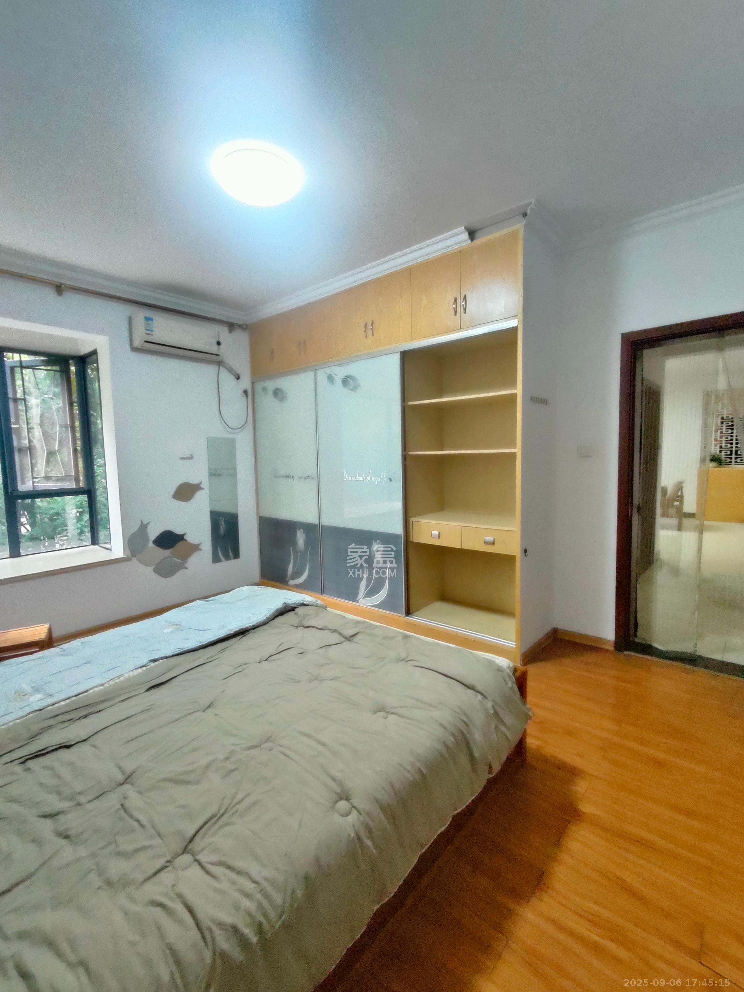 长房时代城 4室2厅2卫 3200.0元/月 长房时代城 4室2厅2卫 3200.0元/月室内图