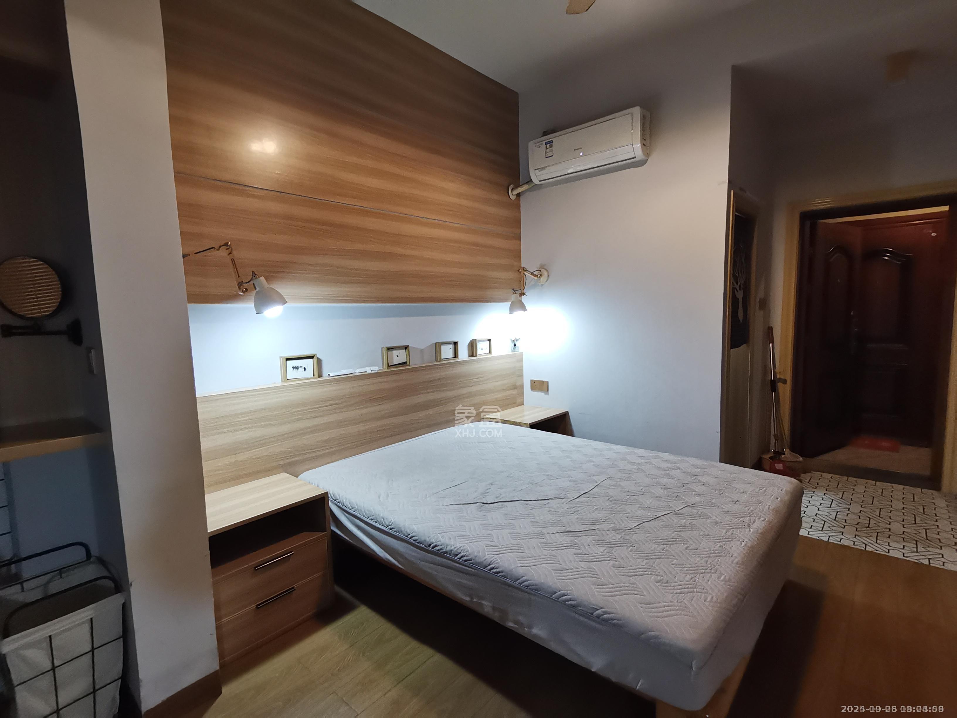庐山一号  1室1厅1卫    1400.0元/月