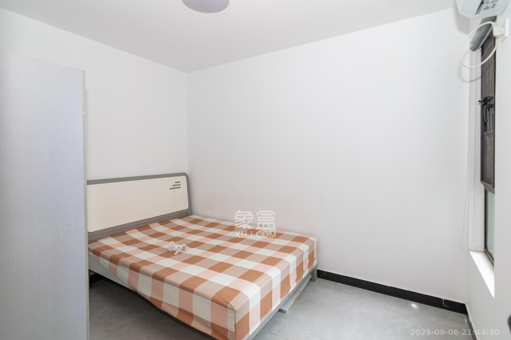 美的翰城  3室2厅1卫    78.8万卧室