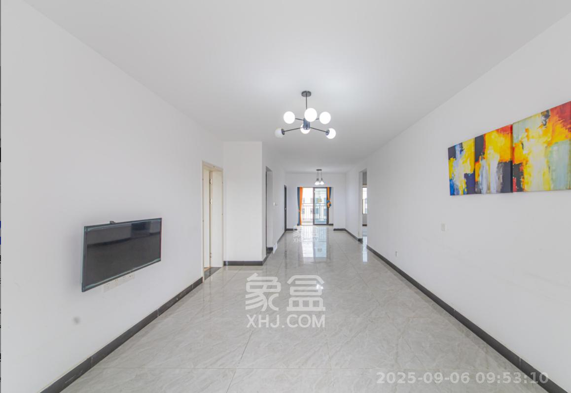 长沙美的梧桐庄园  3室12厅2卫    2300.0元/月 长沙美的梧桐庄园  3室12厅2卫    2300.0元/月室内图