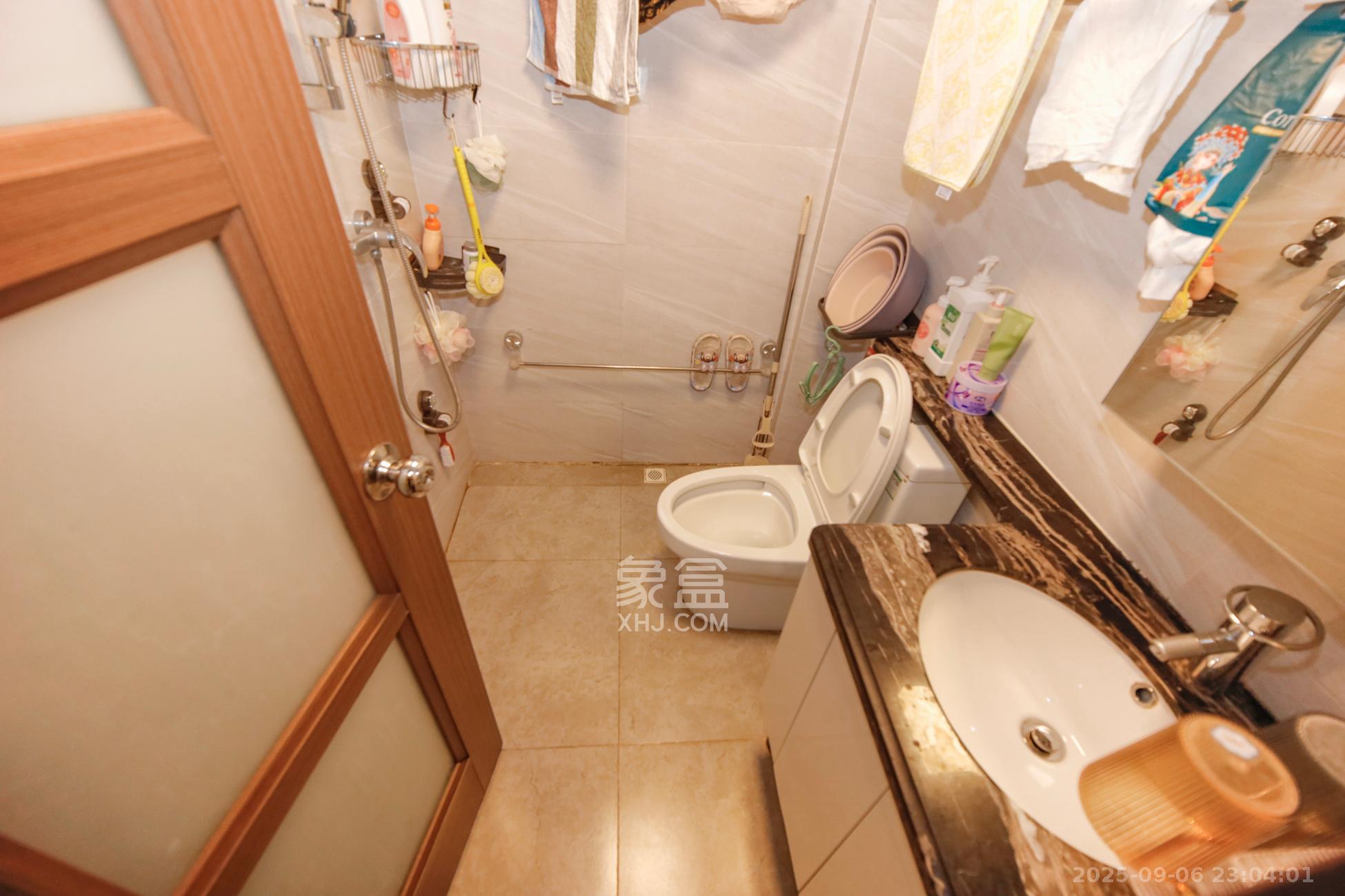 碧桂园印象  2室1厅1卫    60.0万卫生间