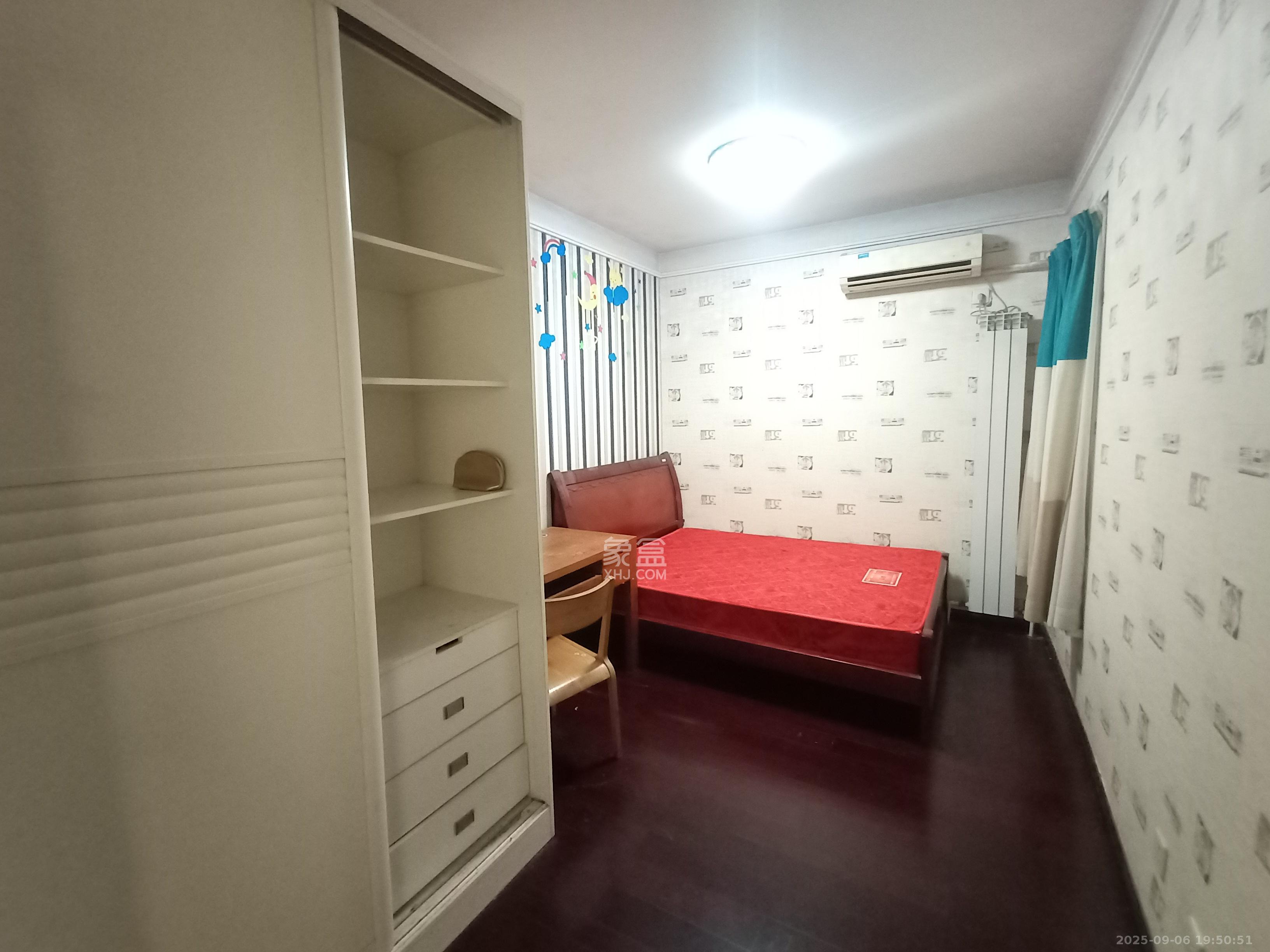 中海国际二期  3室2厅1卫    1800.0元/月 中海国际二期  3室2厅1卫    1800.0元/月室内图