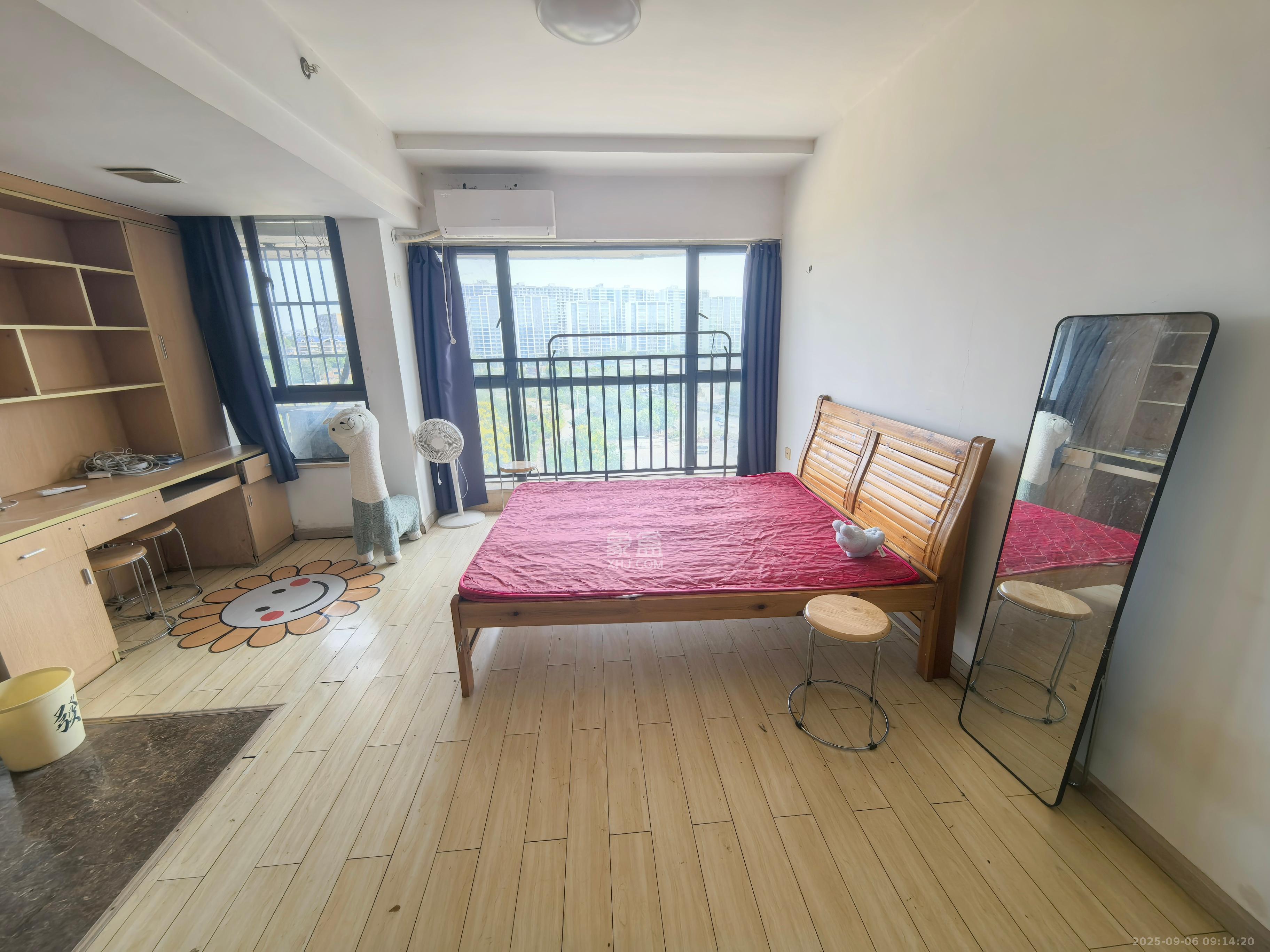 中信文化广场(中信新城二期) 1室1厅1卫 1000.0元/月 中信文化广场(中信新城二期) 1室1厅1卫 1000.0元/月室内图