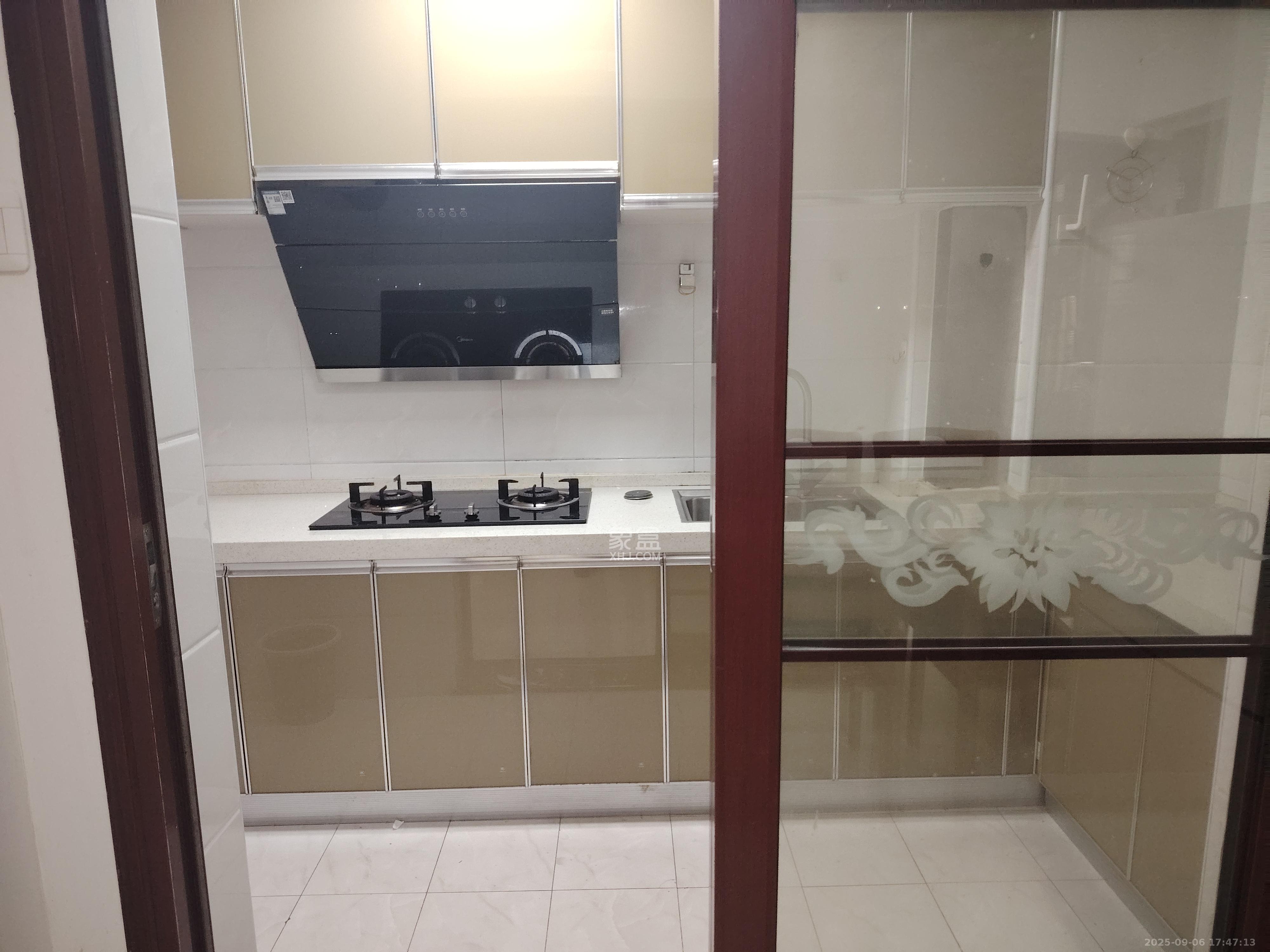 五矿万境水岸三期 2室2厅1卫 2200.0元/月 五矿万境水岸三期 2室2厅1卫 2200.0元/月室内图