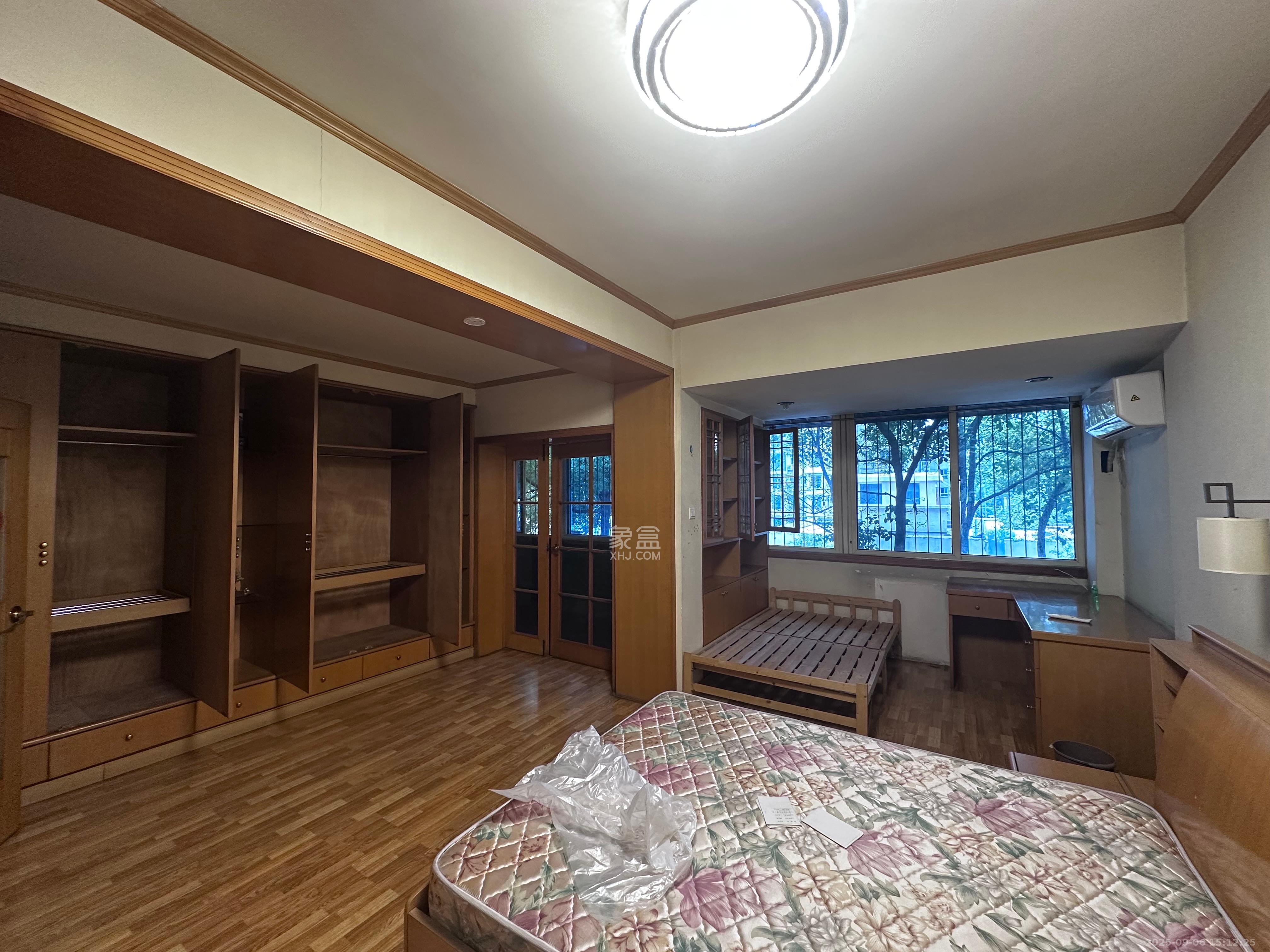 省旅游局宿舍 2室2厅2卫 1808.0元/月 省旅游局宿舍 2室2厅2卫 1808.0元/月室内图