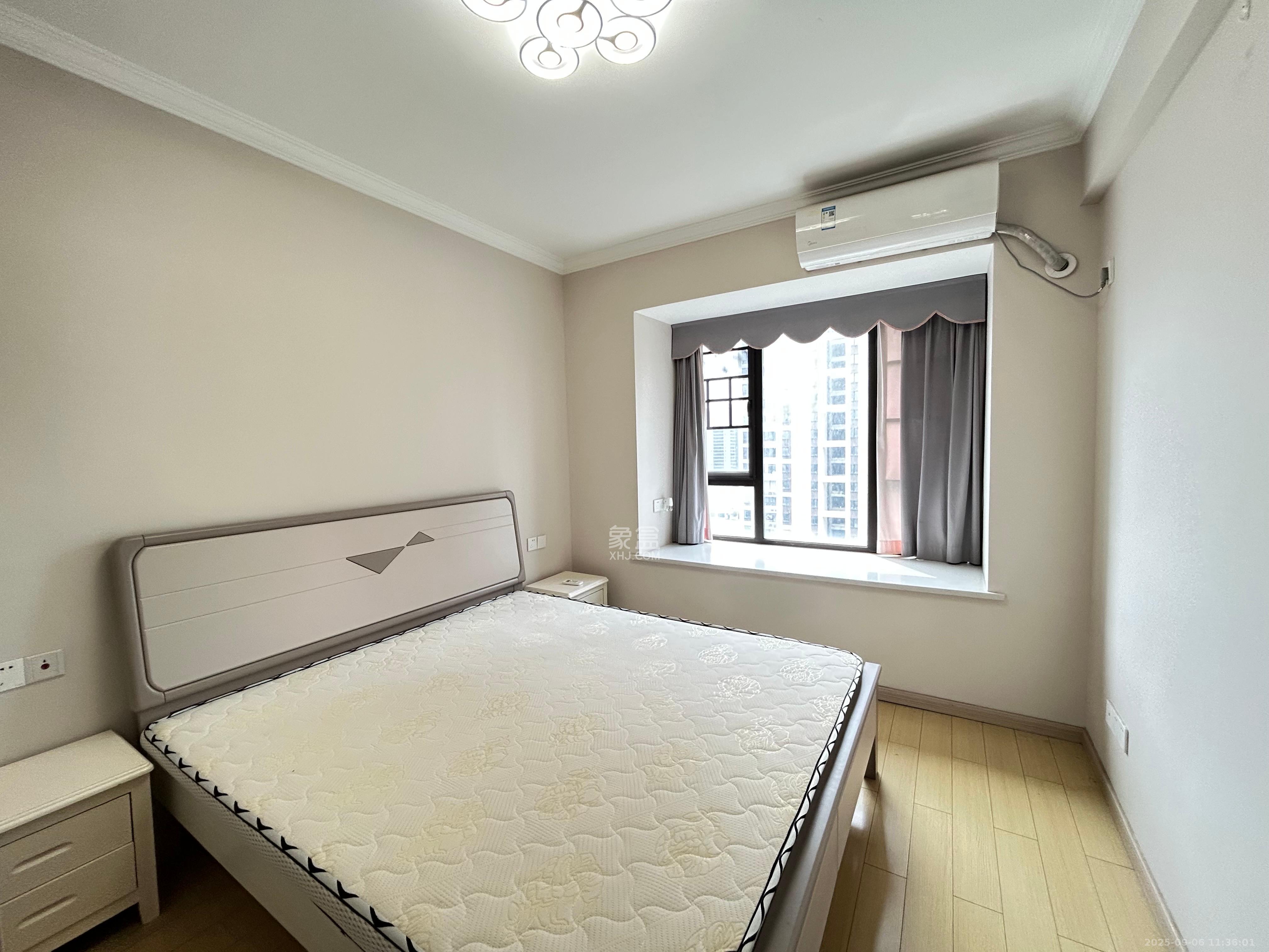 南益名士豪庭  3室2厅1卫    2700.0元/月室内图