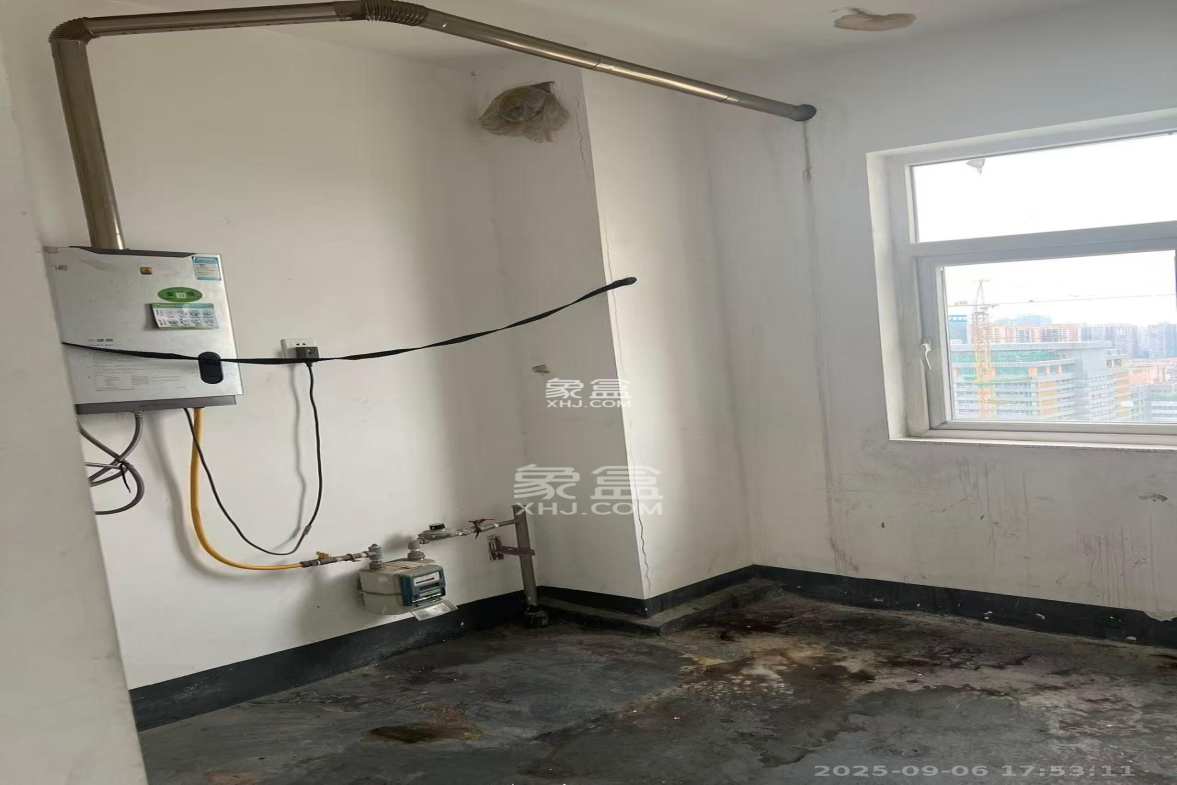 泊爱蓝湾 3室2厅2卫 2000.0元/月 泊爱蓝湾 3室2厅2卫 2000.0元/月室内图