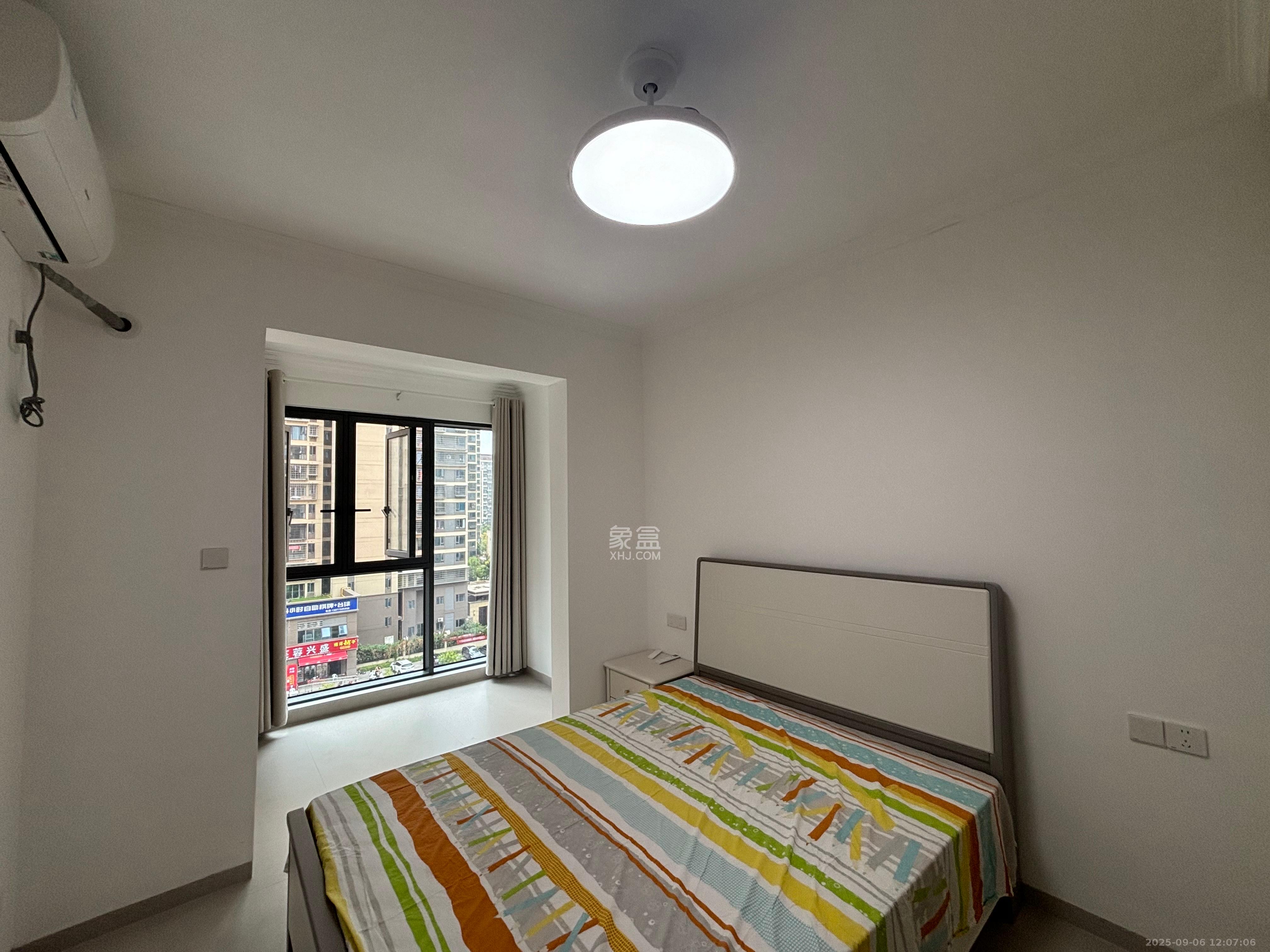 桥头家园三期  3室2厅1卫    2800.0元/月 桥头家园三期  3室2厅1卫    2800.0元/月室内图