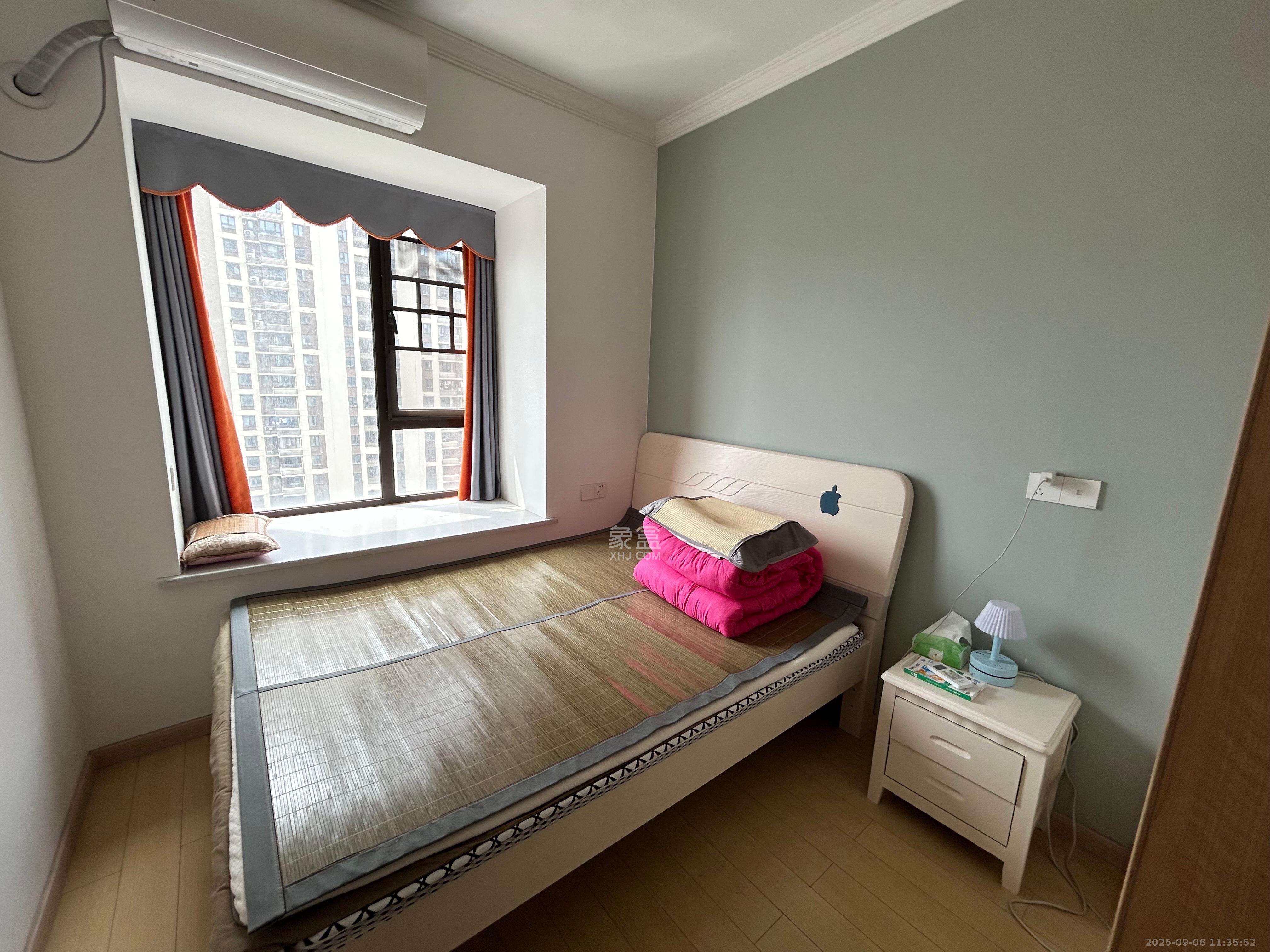 南益名士豪庭  3室2厅1卫    2700.0元/月室内图