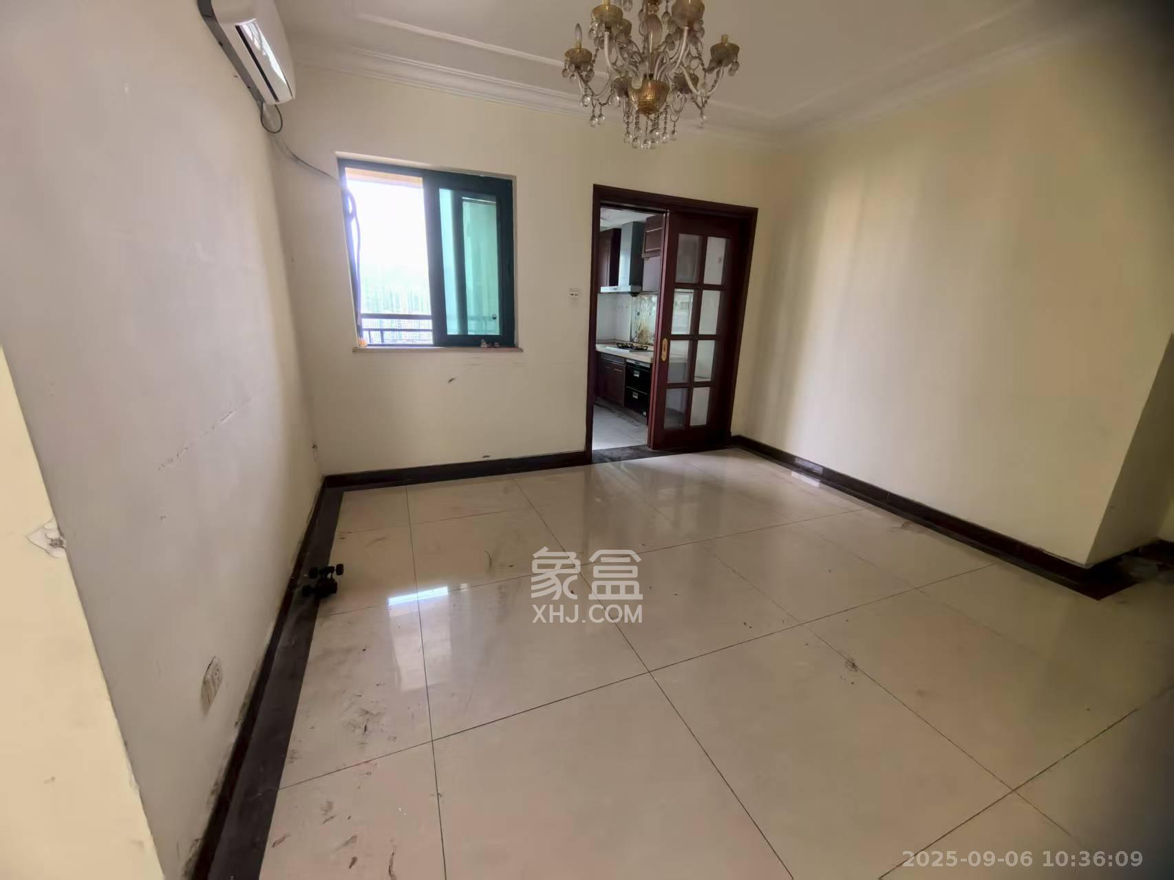 恒大绿洲 4室2厅2卫 3500.0元/月 恒大绿洲 4室2厅2卫 3500.0元/月室内图