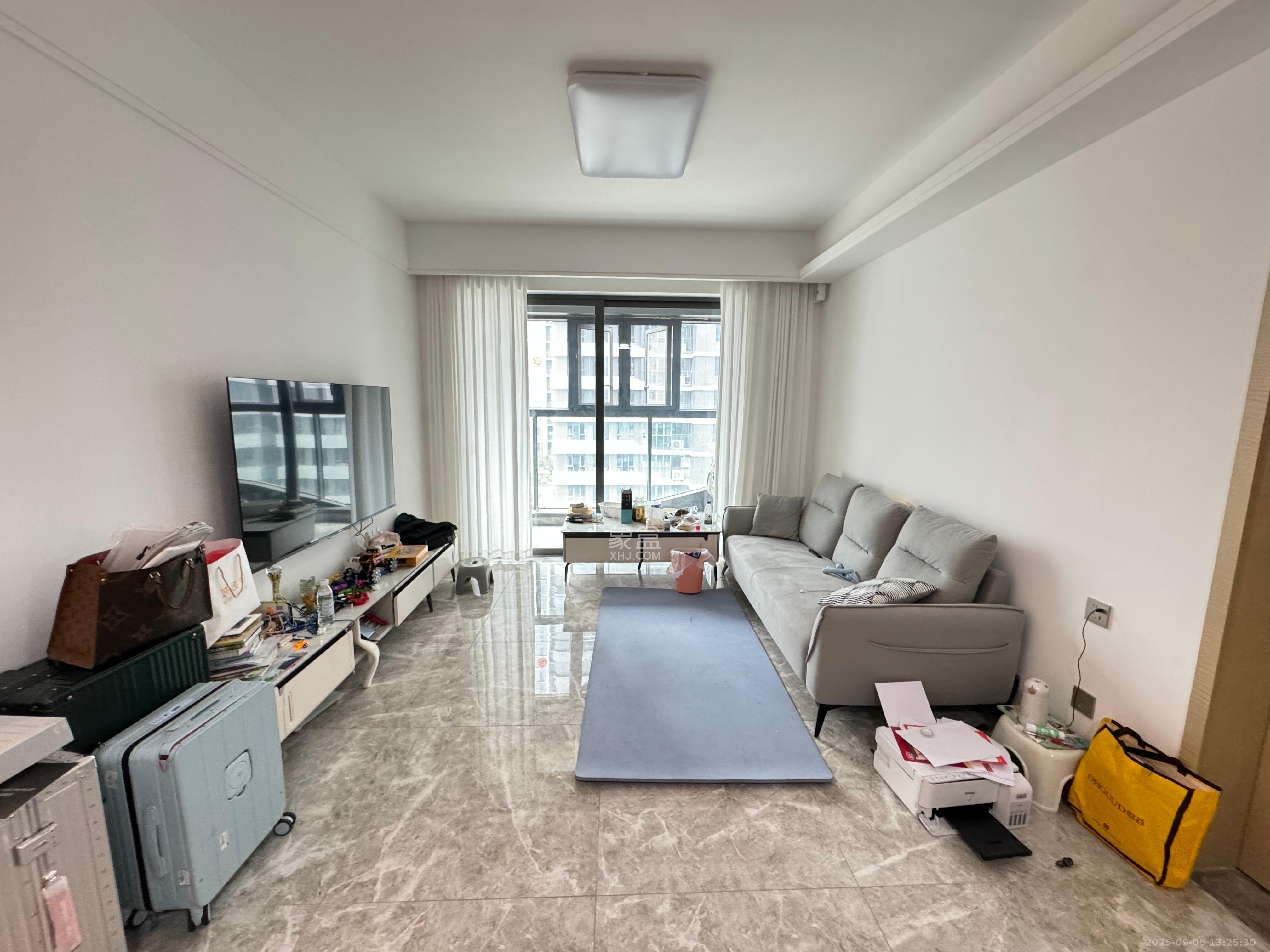 复地滨江金融中心 3室2厅2卫 4000.0元/月 复地滨江金融中心 3室2厅2卫 4000.0元/月室内图