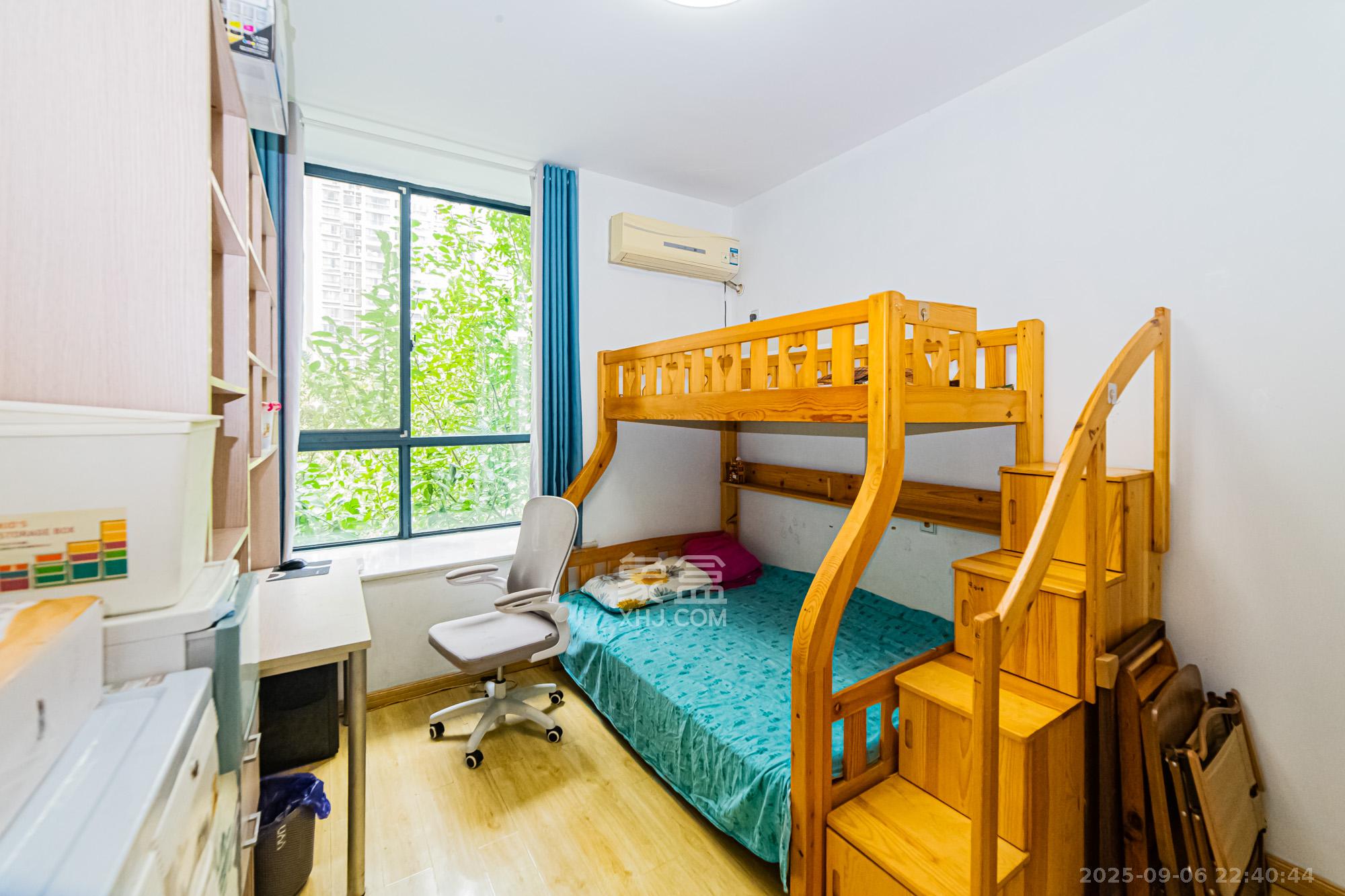 湘江世纪城星江苑 3室2厅1卫 95.8万 湘江世纪城星江苑 3室2厅1卫 95.8万卧室