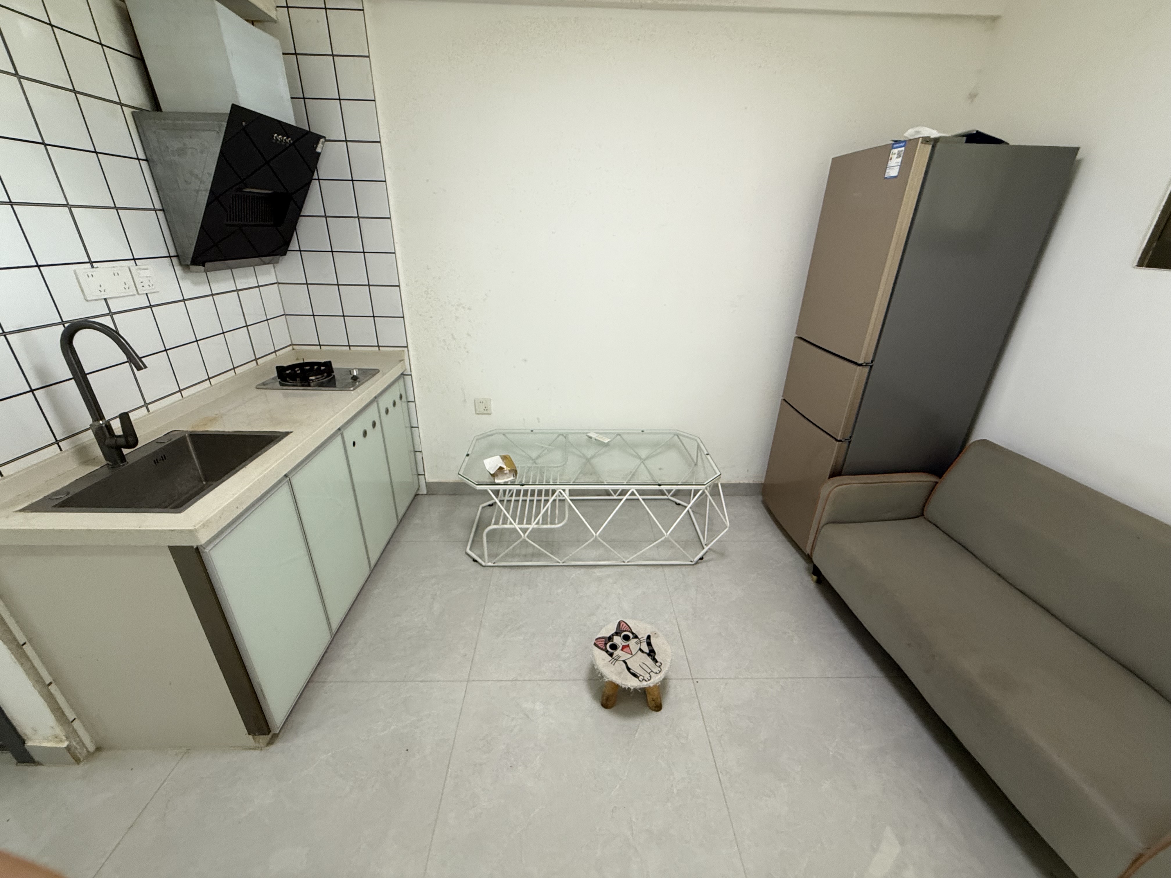 金章华府(0898) 1室1厅1卫 1500.0元/月 金章华府(0898) 1室1厅1卫 1500.0元/月室内图