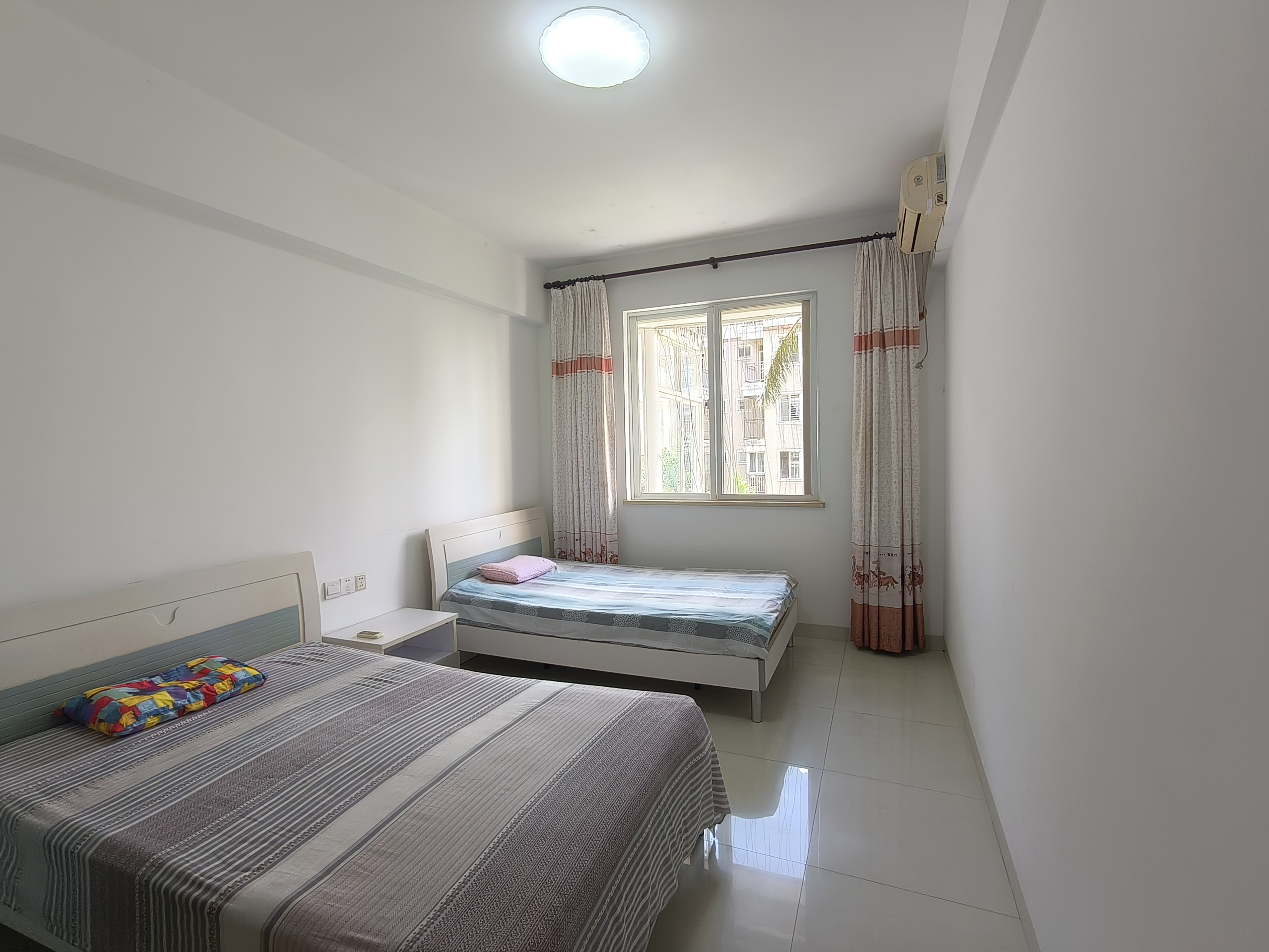 天上人间  3室2厅2卫    3000.0元/月 天上人间  3室2厅2卫    3000.0元/月室内图