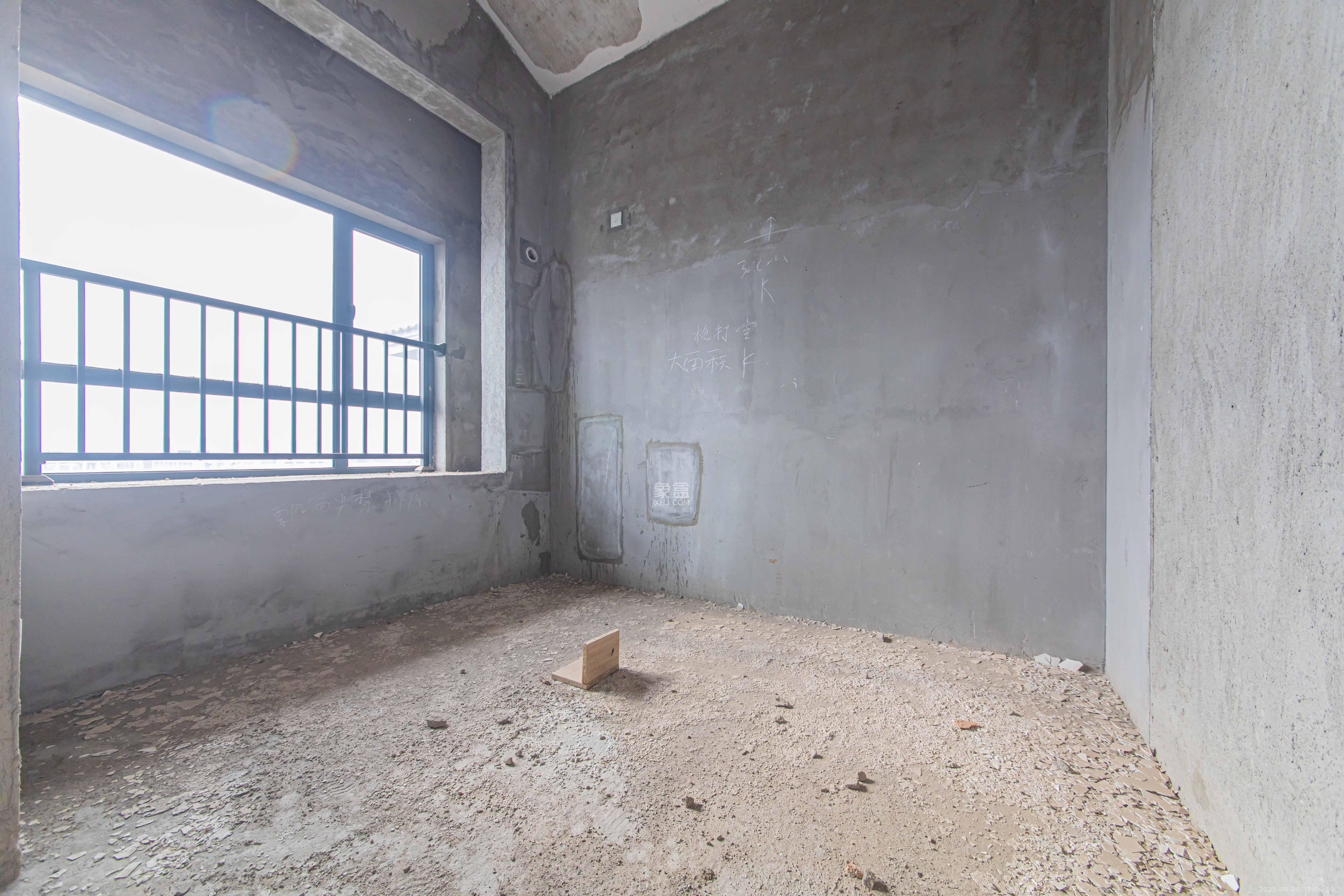 中建芙蓉嘉苑  3室2厅1卫   92.80万卧室