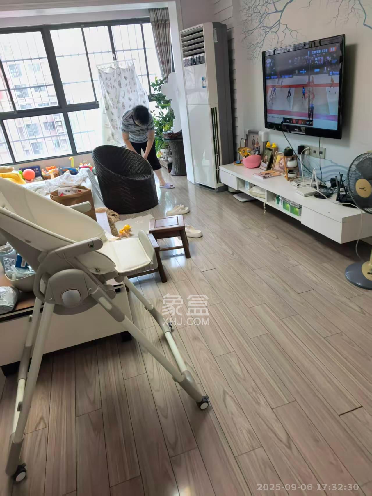 上海城小区 4室2厅2卫 2500.0元/月 上海城小区 4室2厅2卫 2500.0元/月室内图